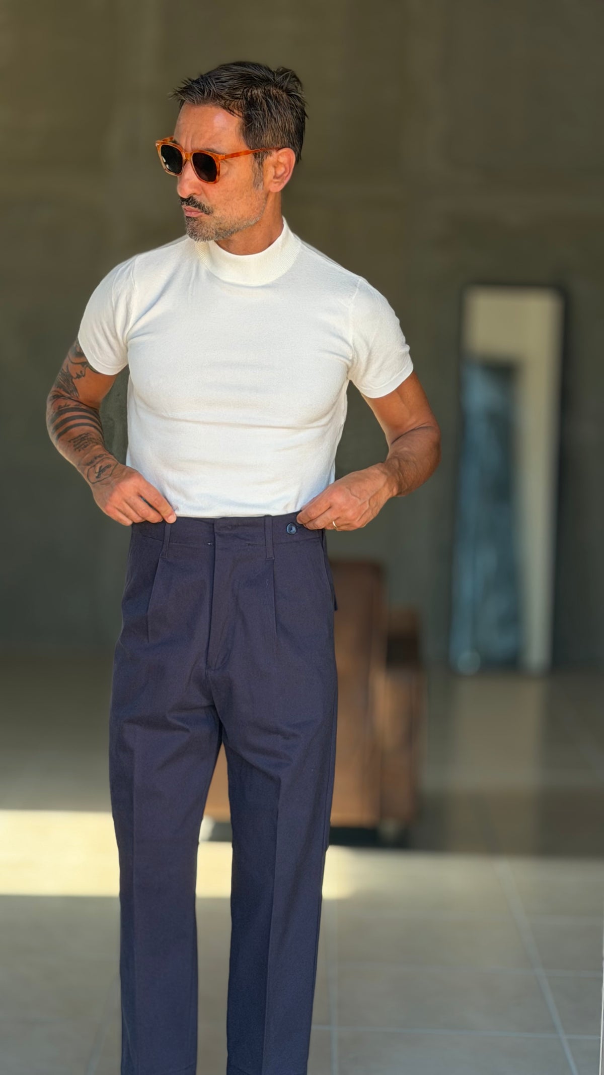 WHITE VISCOSE TROUSERS WITH REGULAR BOTTOM