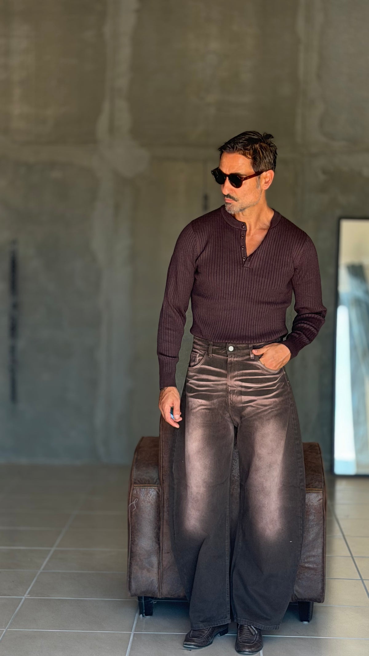 WHITE VISCOSE TROUSERS WITH REGULAR BOTTOM