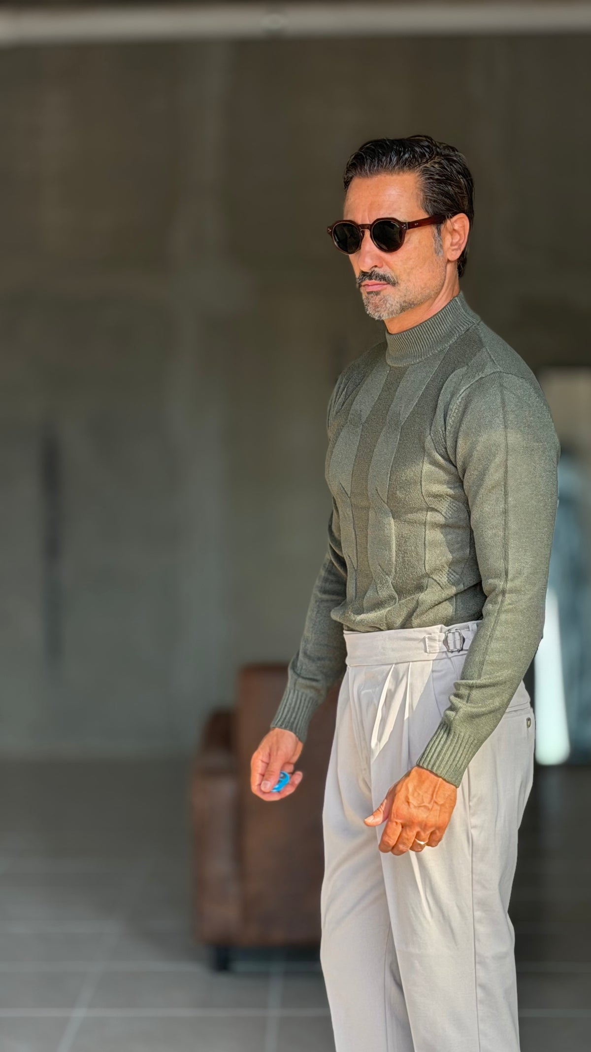 PANTALONE SABBIA VITA ALTA PINCES VISCOSA  EFFETTO FLANELLA BATTUTA