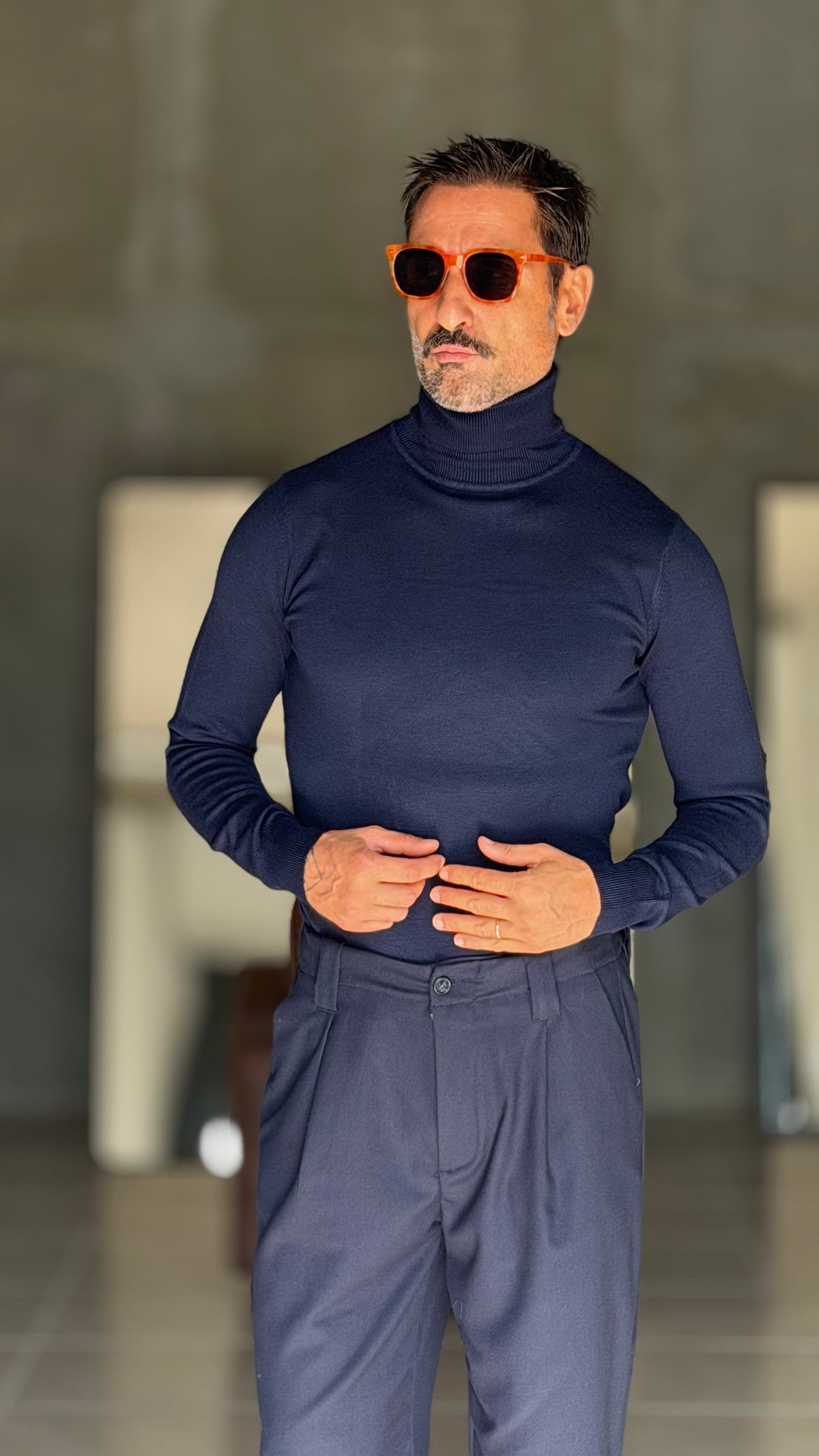 WHITE VISCOSE TROUSERS WITH REGULAR BOTTOM
