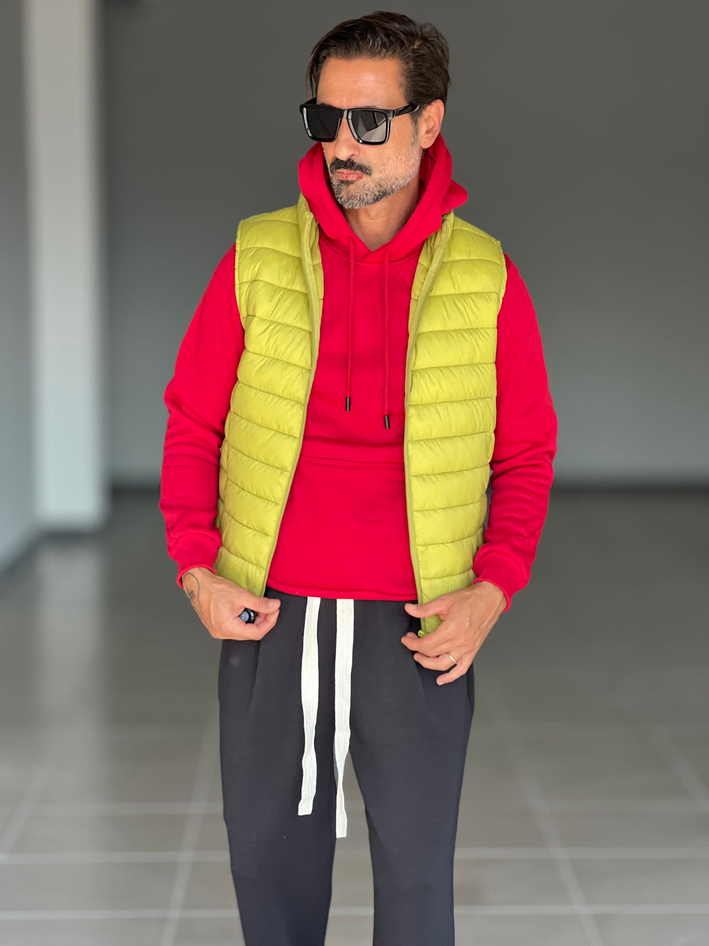 FELPA ROSSA CAPPUCCIO