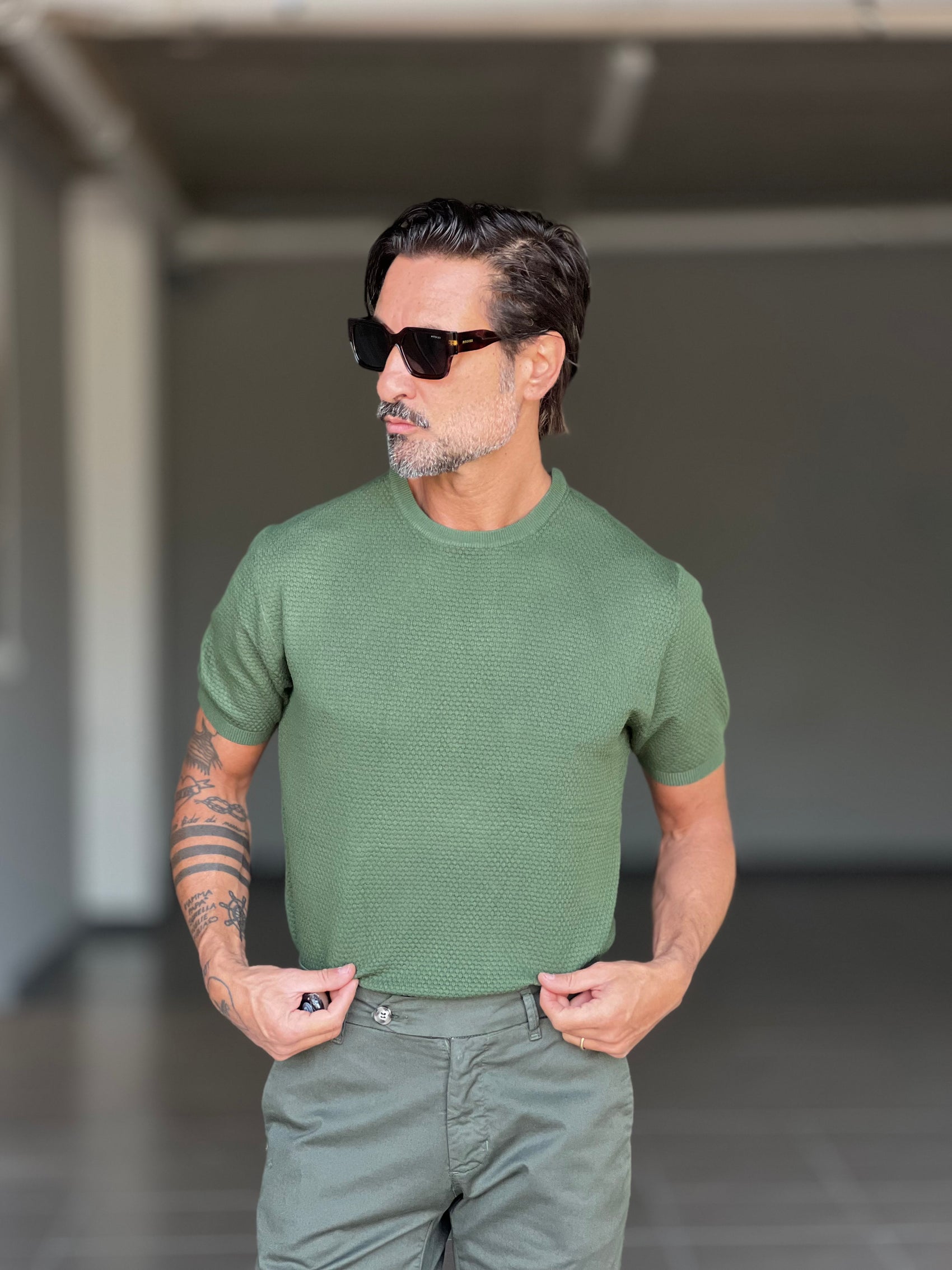 WHITE VISCOSE TROUSERS WITH REGULAR BOTTOM