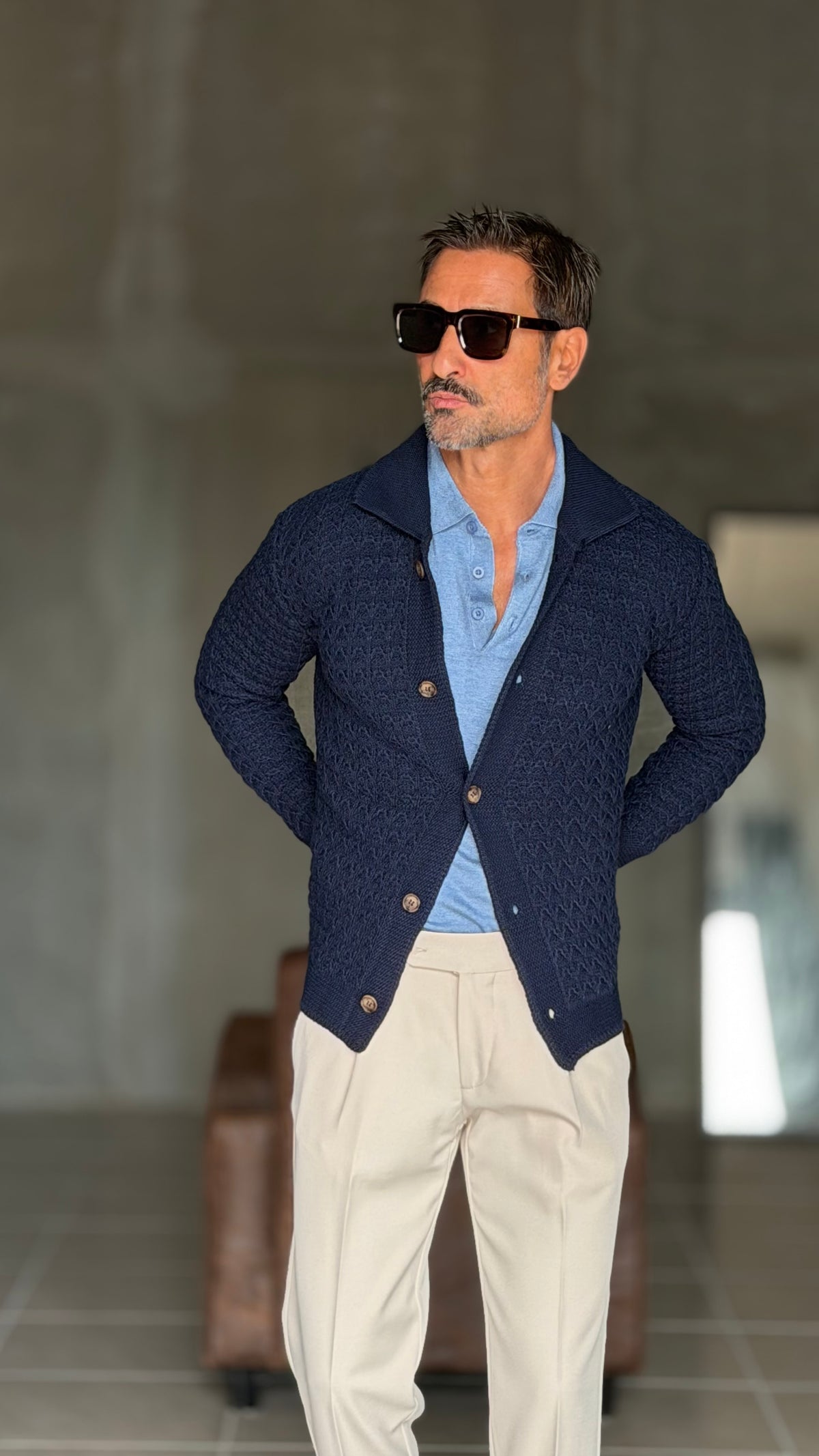 WHITE VISCOSE TROUSERS WITH REGULAR BOTTOM