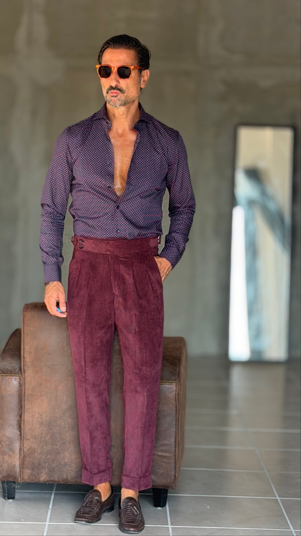 PANTALONE  VELLUTO PRUGNA VITA ALTA 001  (ABBINABILE ALLA GIACCA VELLUTO PRUGNA 0001)