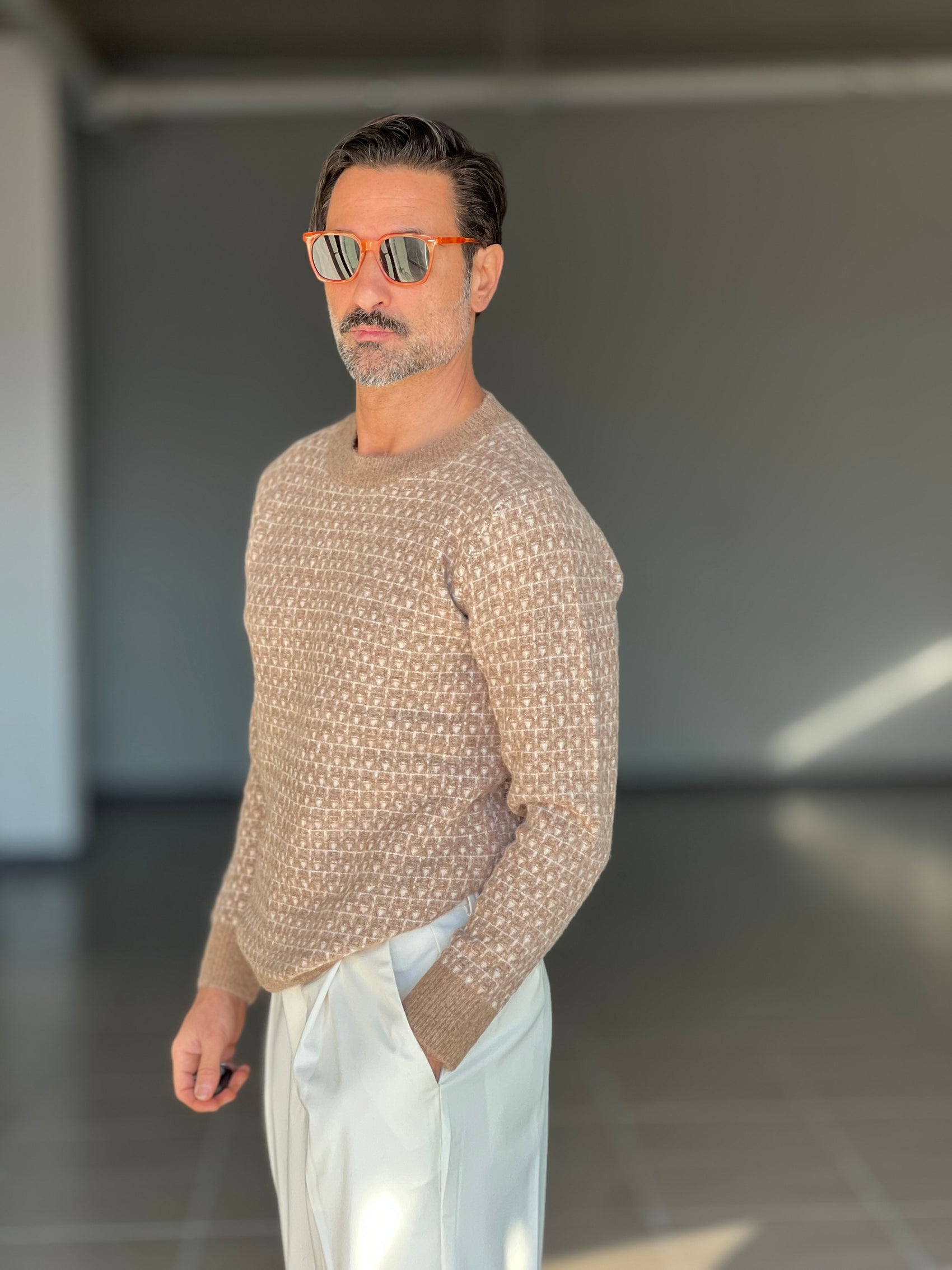 MAGLIA GIRO CAMMELLO  MICROFANTASIA MISTO LANA