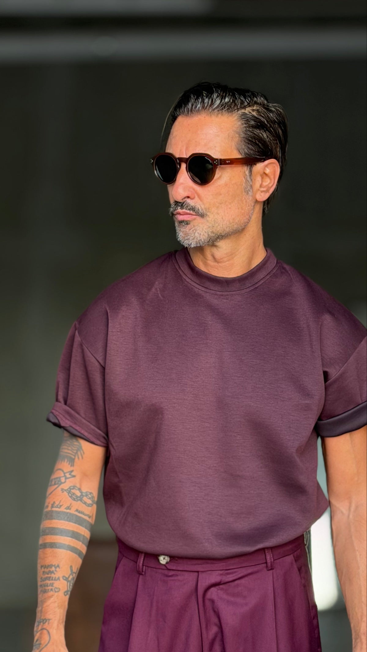 T SHIRT  COLOR VINO OVER FIT