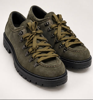 STRINGATA VERDE CAMOSCIO INGEGNERE GANCI FONDO ROCCIATORE