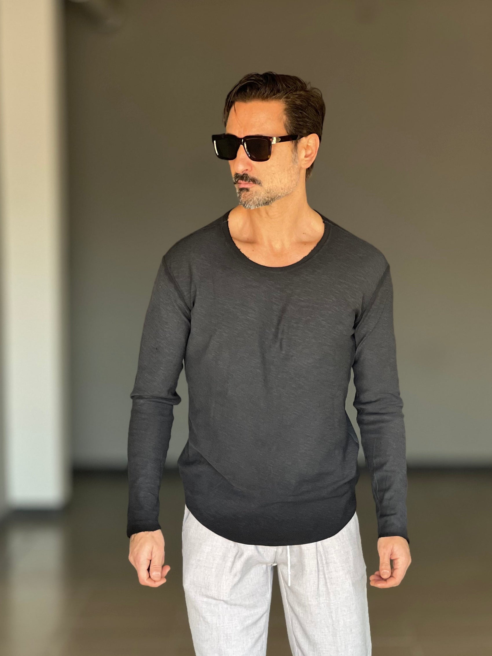 MAGLIA  XAGON NERA  SCOLLO BARCA DOUBLEFACE