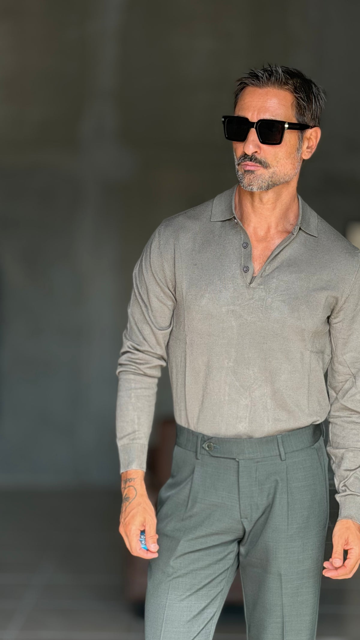 WHITE VISCOSE TROUSERS WITH REGULAR BOTTOM