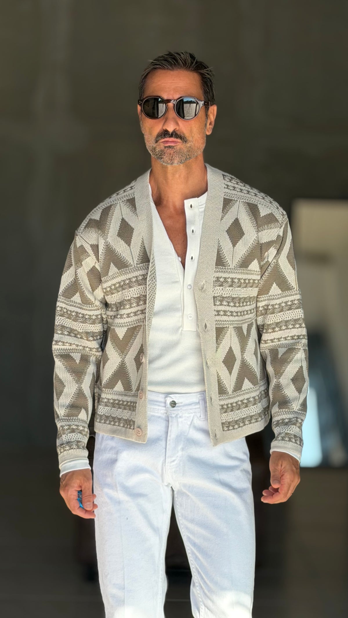 WHITE VISCOSE TROUSERS WITH REGULAR BOTTOM