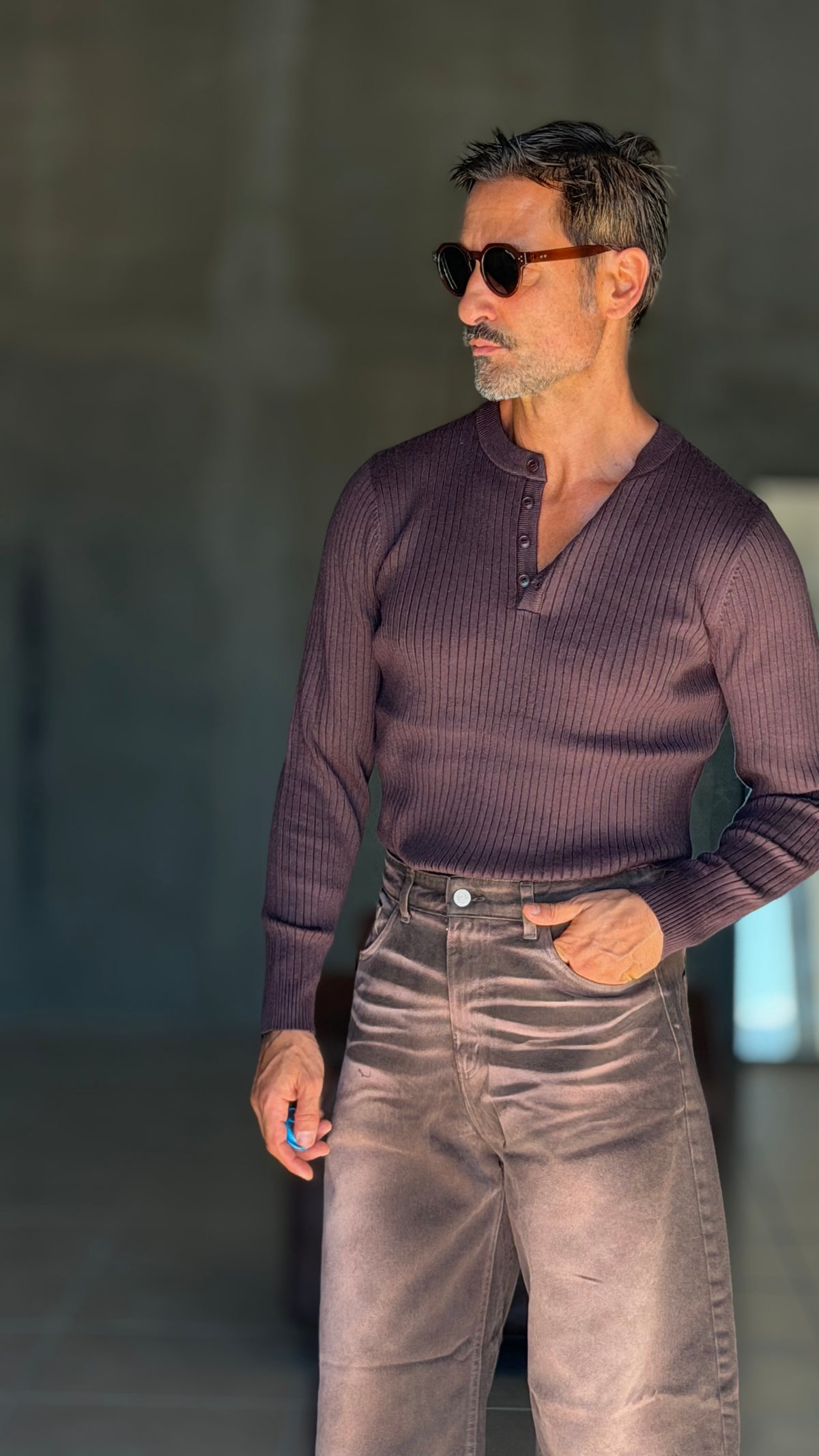 WHITE VISCOSE TROUSERS WITH REGULAR BOTTOM