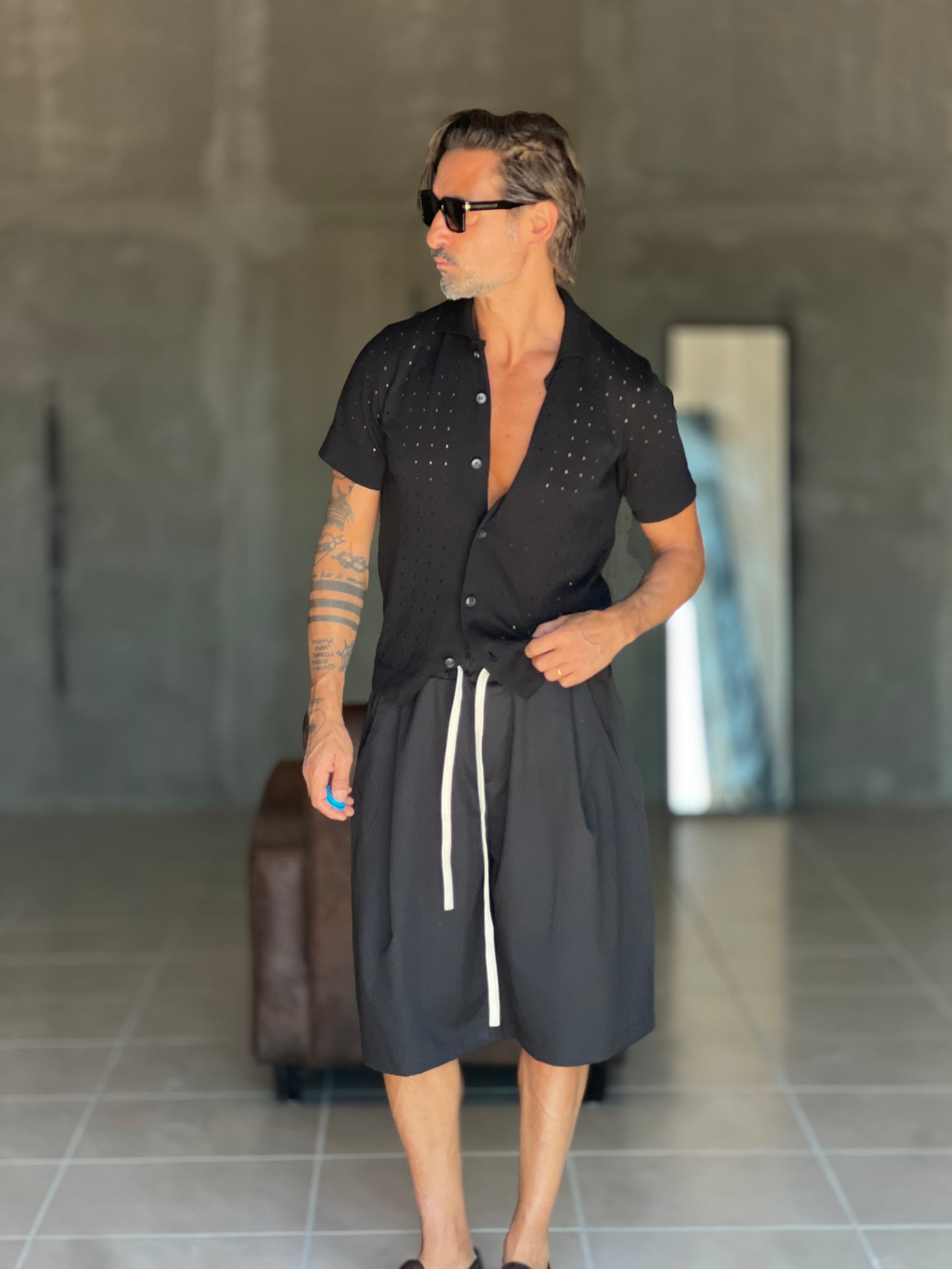 BERMUDA NERO OVER FIT VISCOSA E MISTI 318