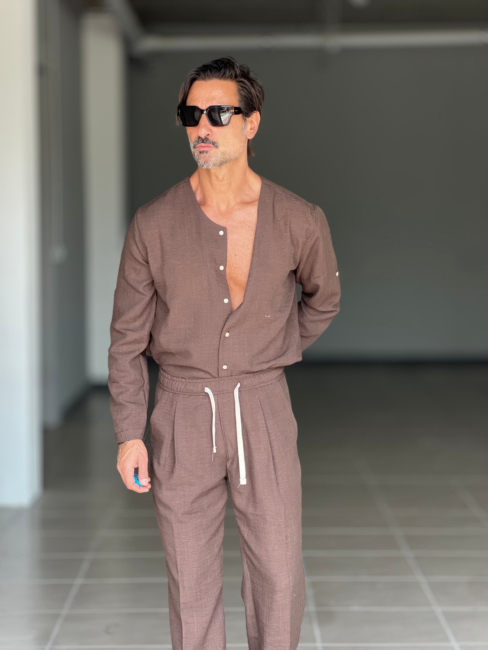 °COORDINATO MORO  CAMICIA E PANTALACCIO EFFETTO LINO. 00201