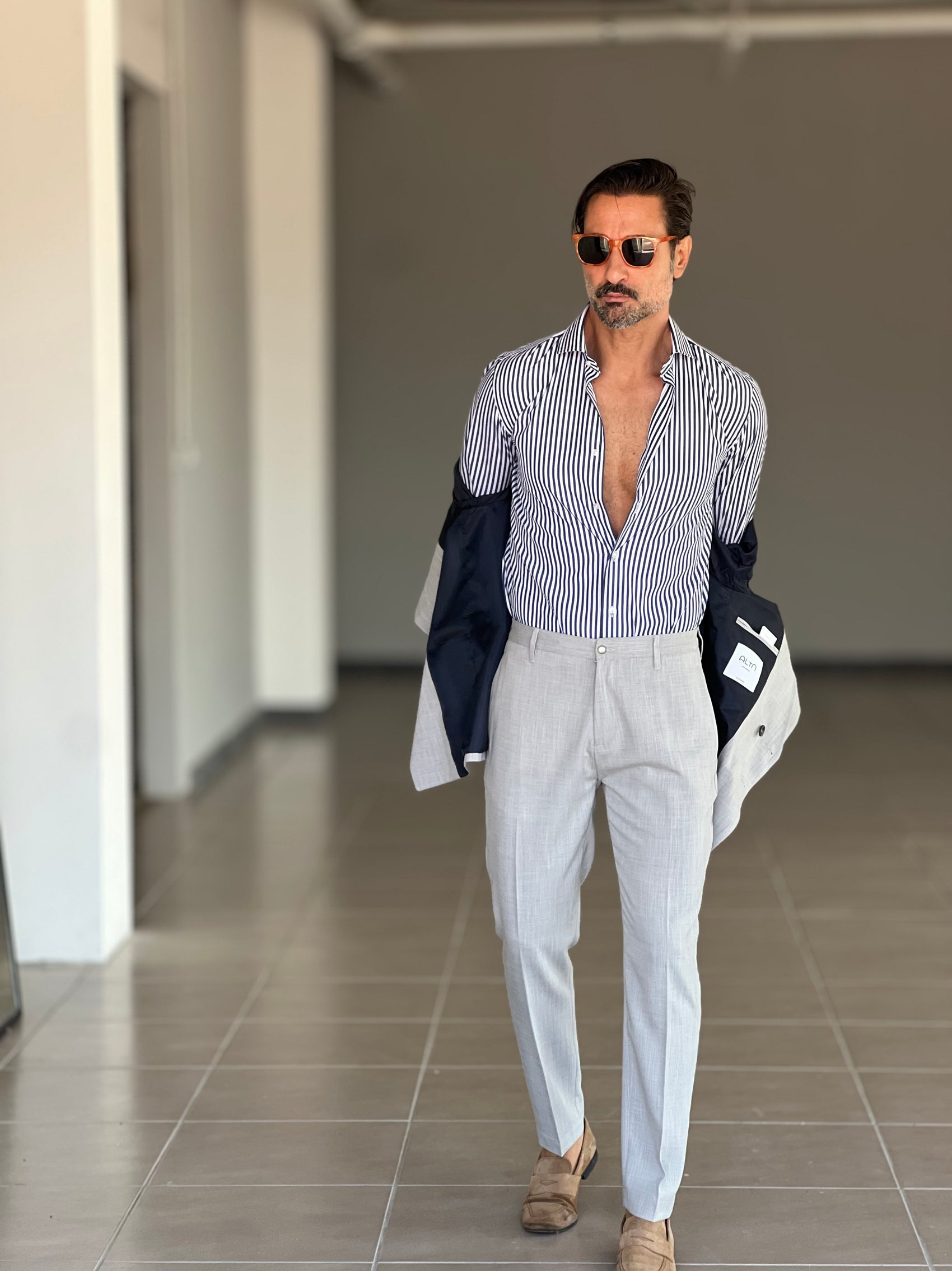 PANTALONE GRIGIO ALTATENSIONE PINCES VISCOSA ( CODICE 35 )