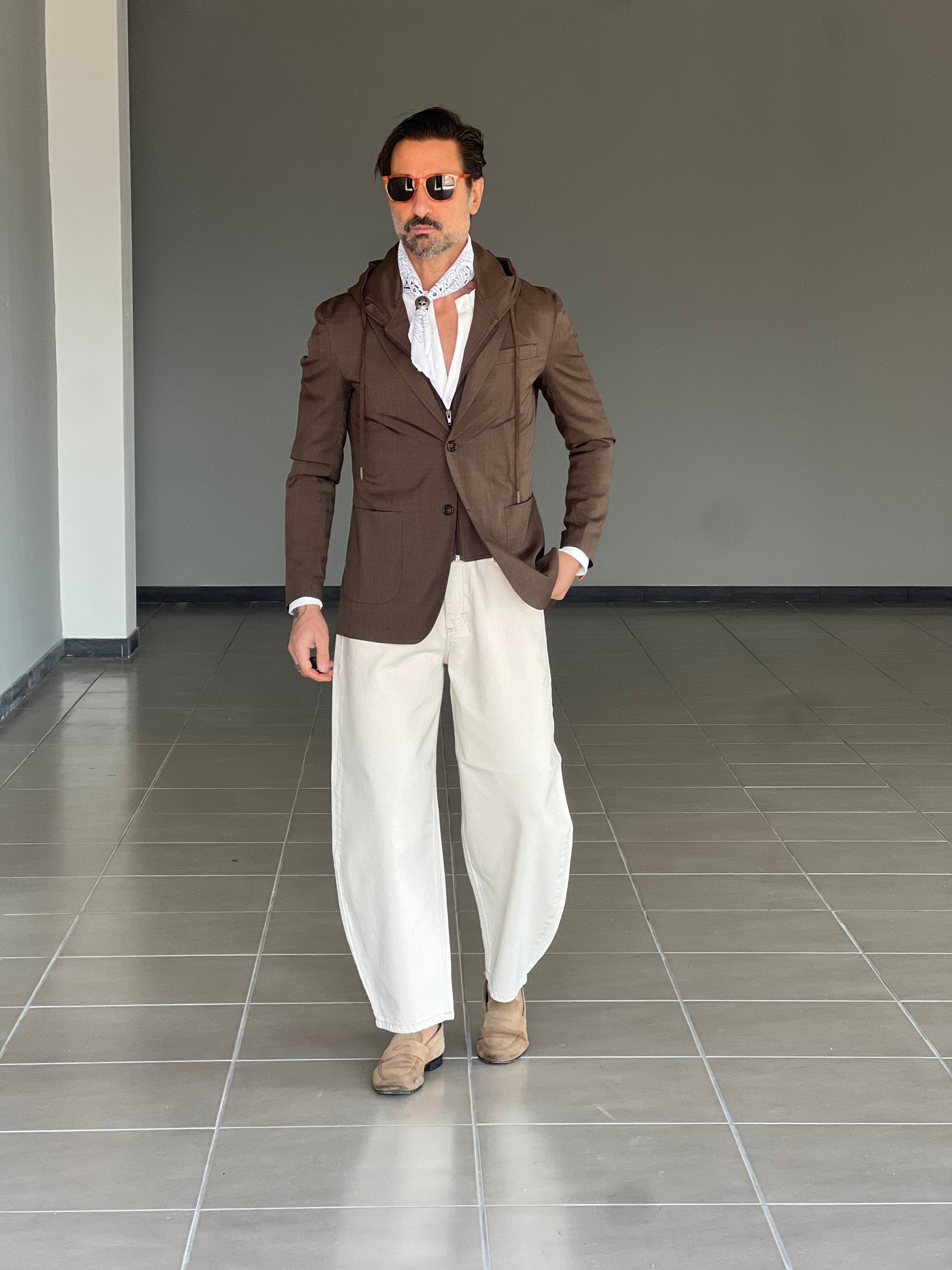 GIACCA MORO INTERNO FELPA REMOVIBILE EFFETTO TASMANIA. 106