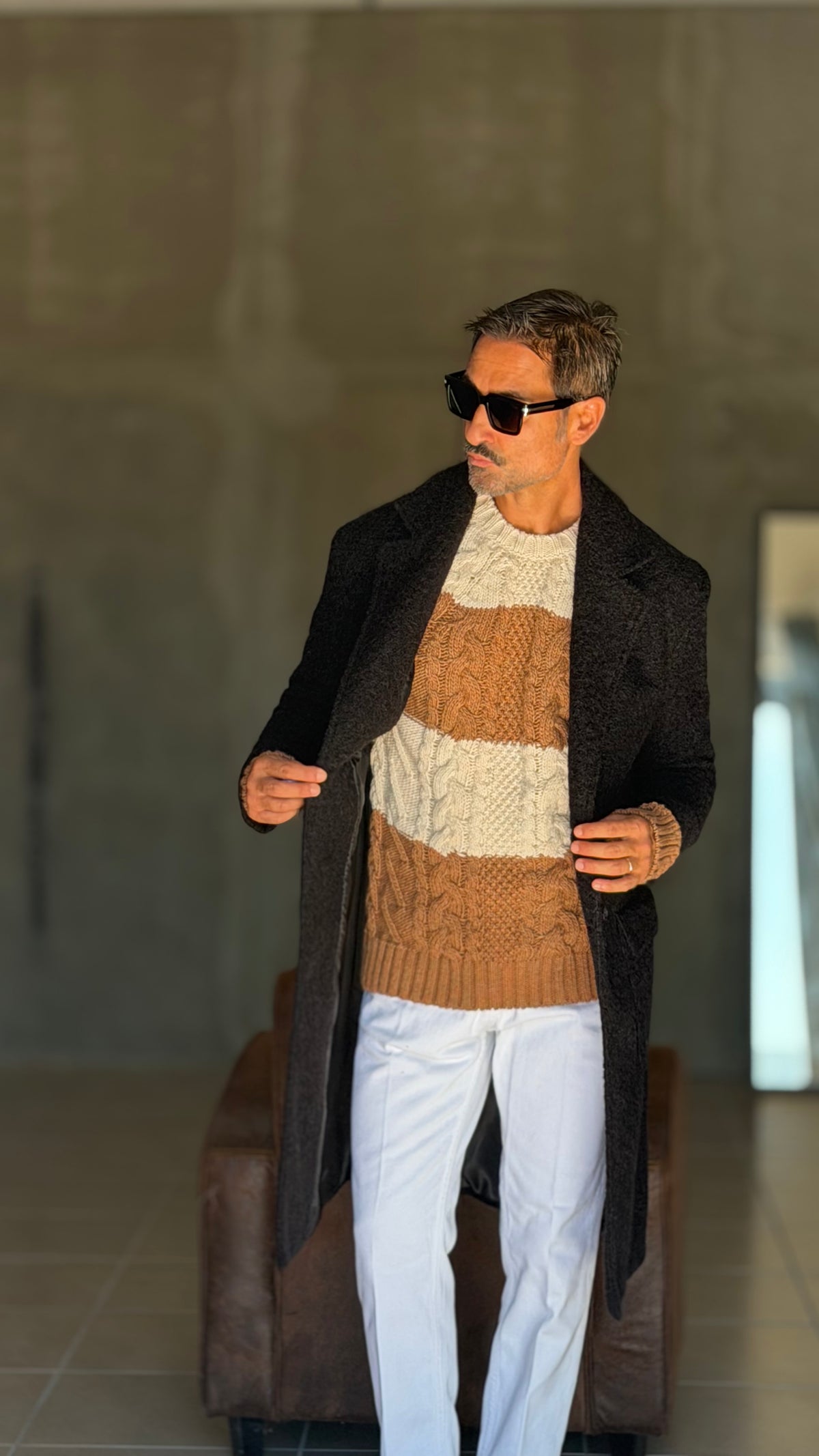 WHITE VISCOSE TROUSERS WITH REGULAR BOTTOM