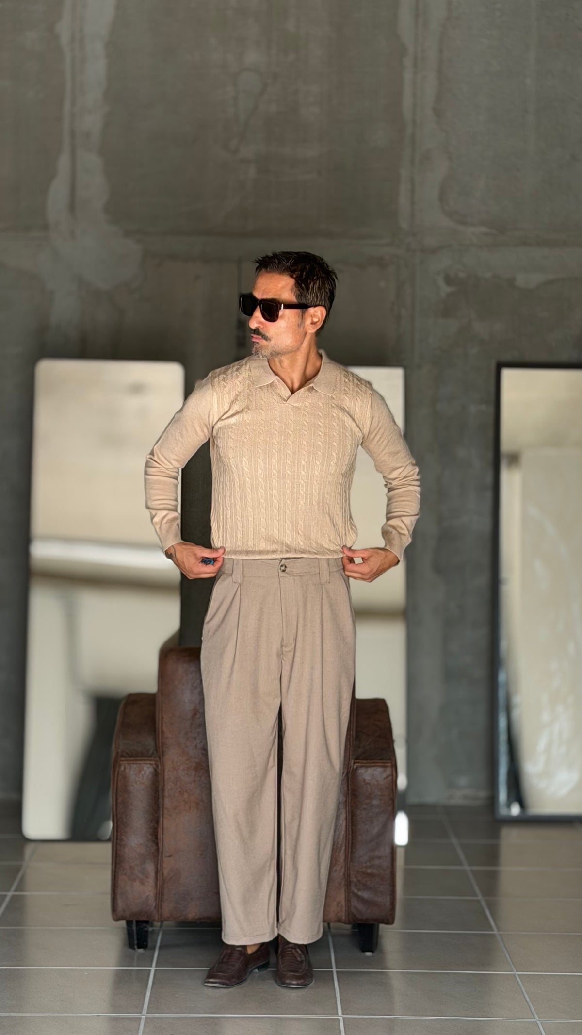 PANTALONE BEIGE  BL11 FONDO PALAZZO EFFETTO FLANELLA TESSUTO VISCOSA E MISTI 168 (ABBINABILE ALLA GIACCA CAMMELLO BEIGE  168)