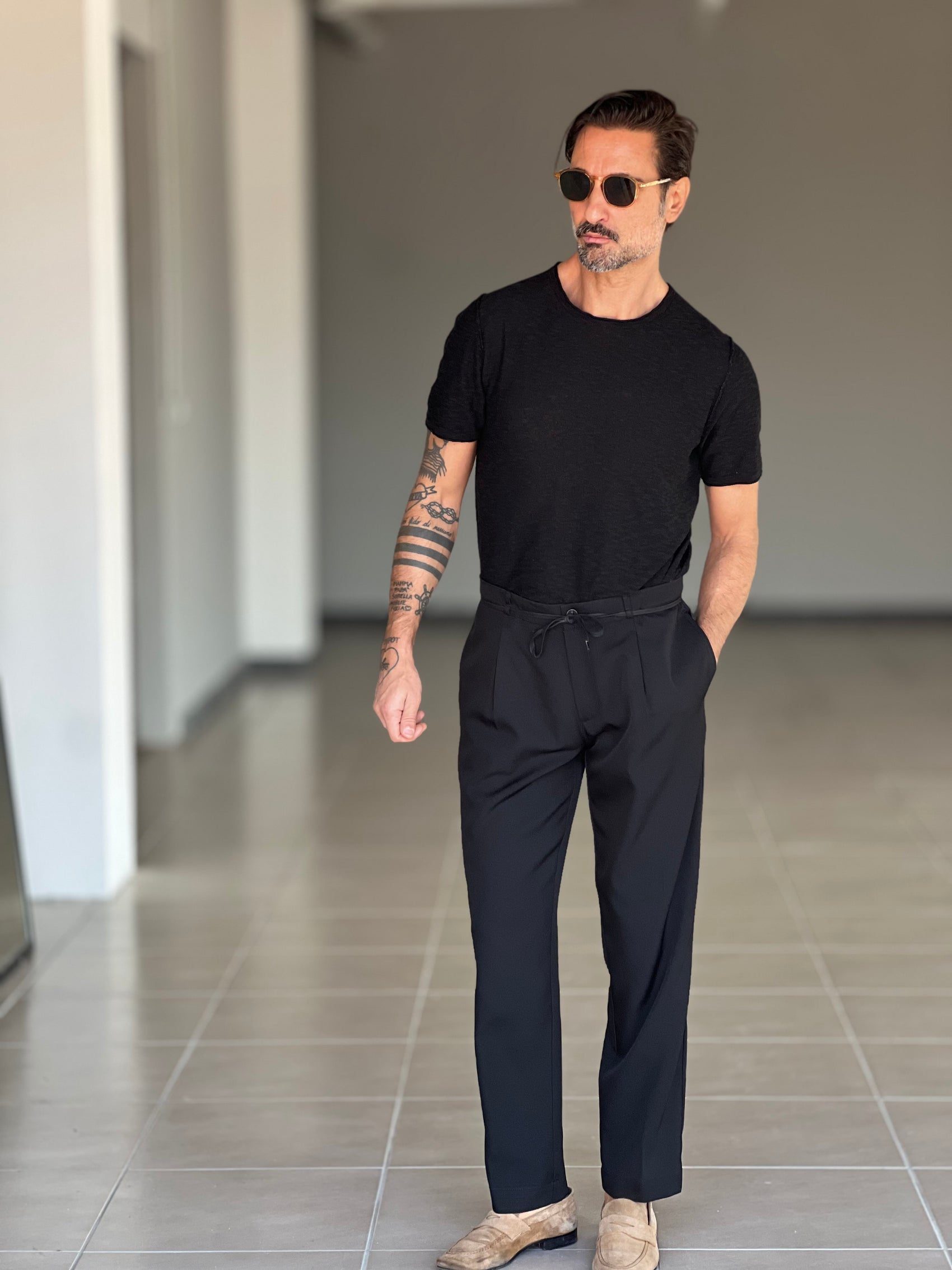 PANTALONE NERO ALTATENSIONE PINCES VISCOSA CORDINO ECOPELLE