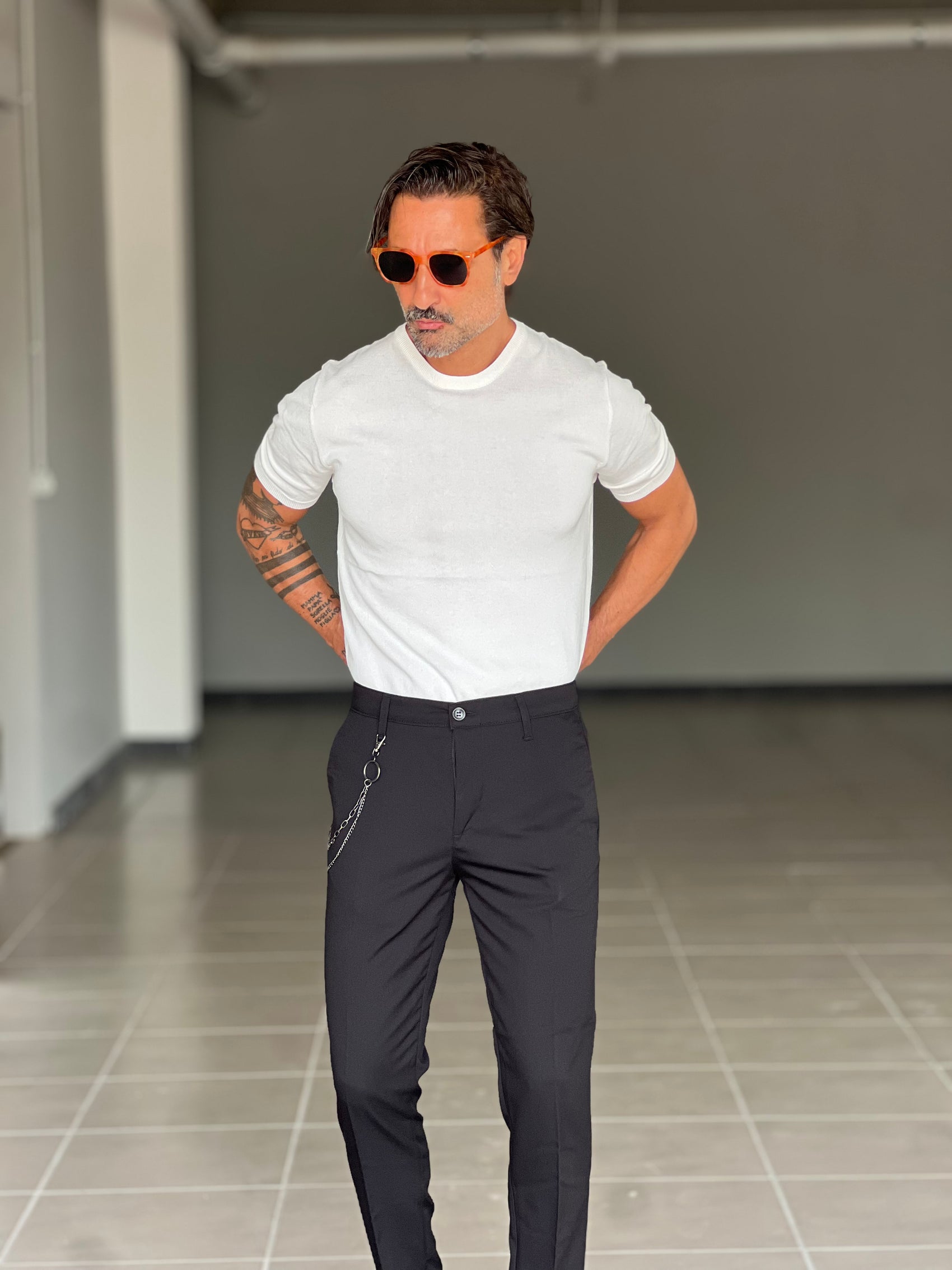 WHITE VISCOSE TROUSERS WITH REGULAR BOTTOM