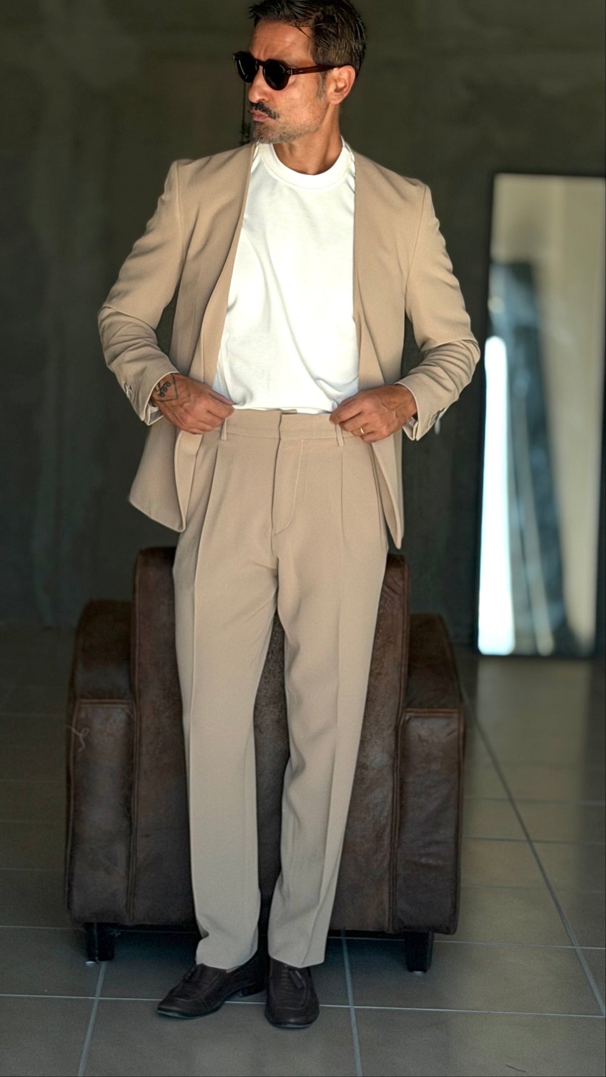 WHITE VISCOSE TROUSERS WITH REGULAR BOTTOM