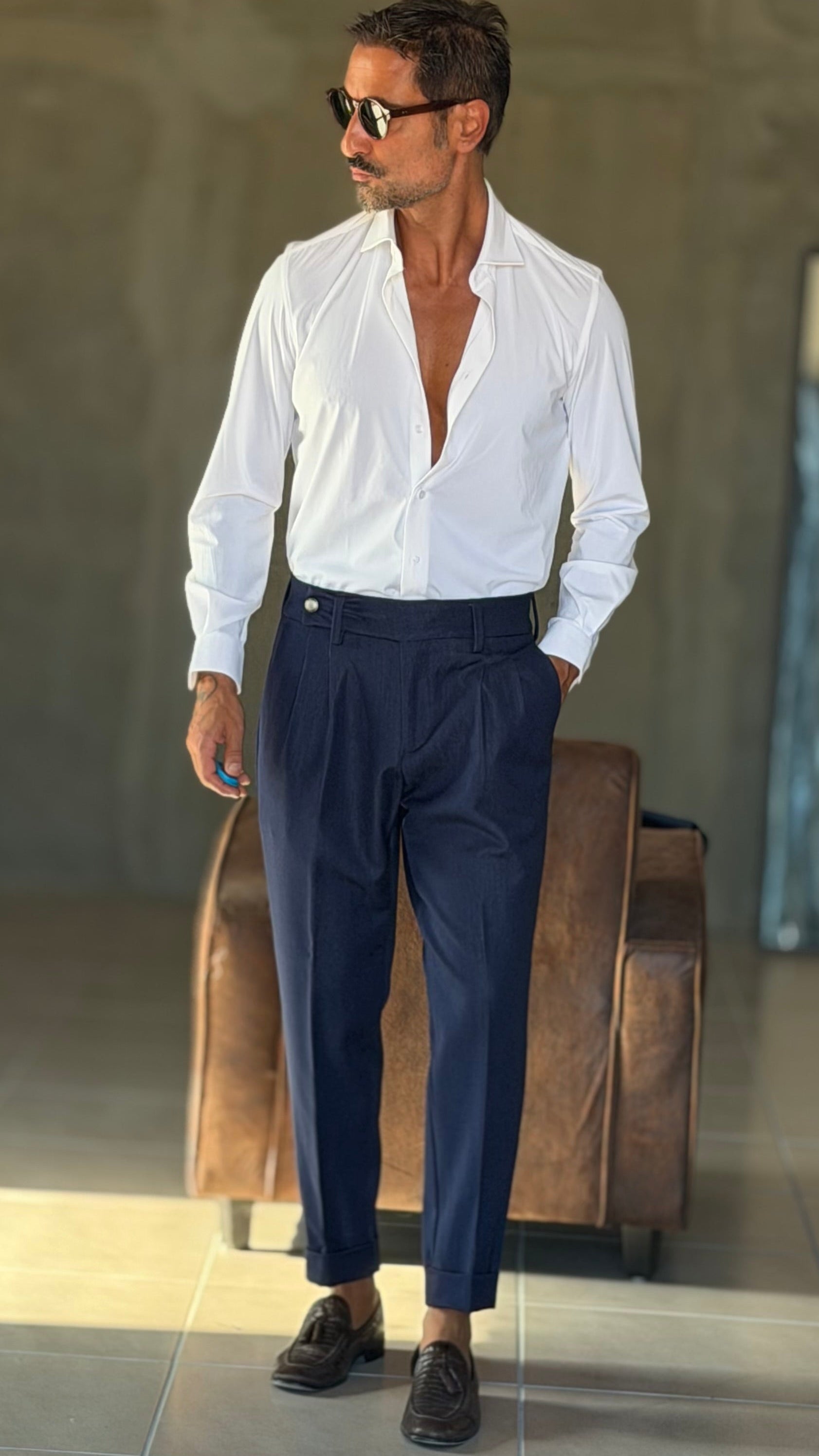 WHITE VISCOSE TROUSERS WITH REGULAR BOTTOM