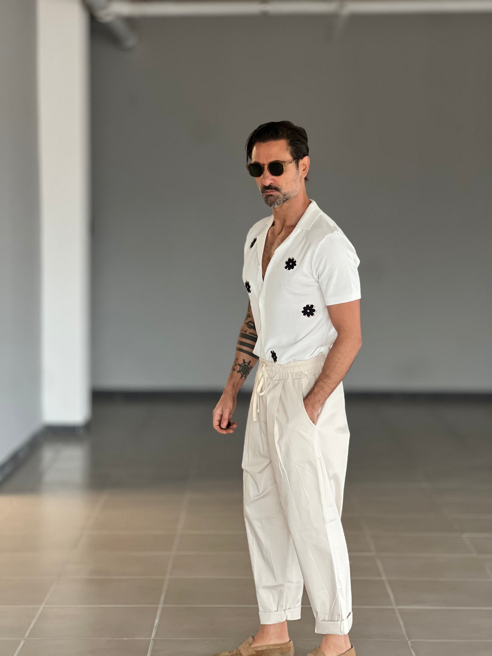 POLO  CAMICIA BIANCA   RICAMO FIORE