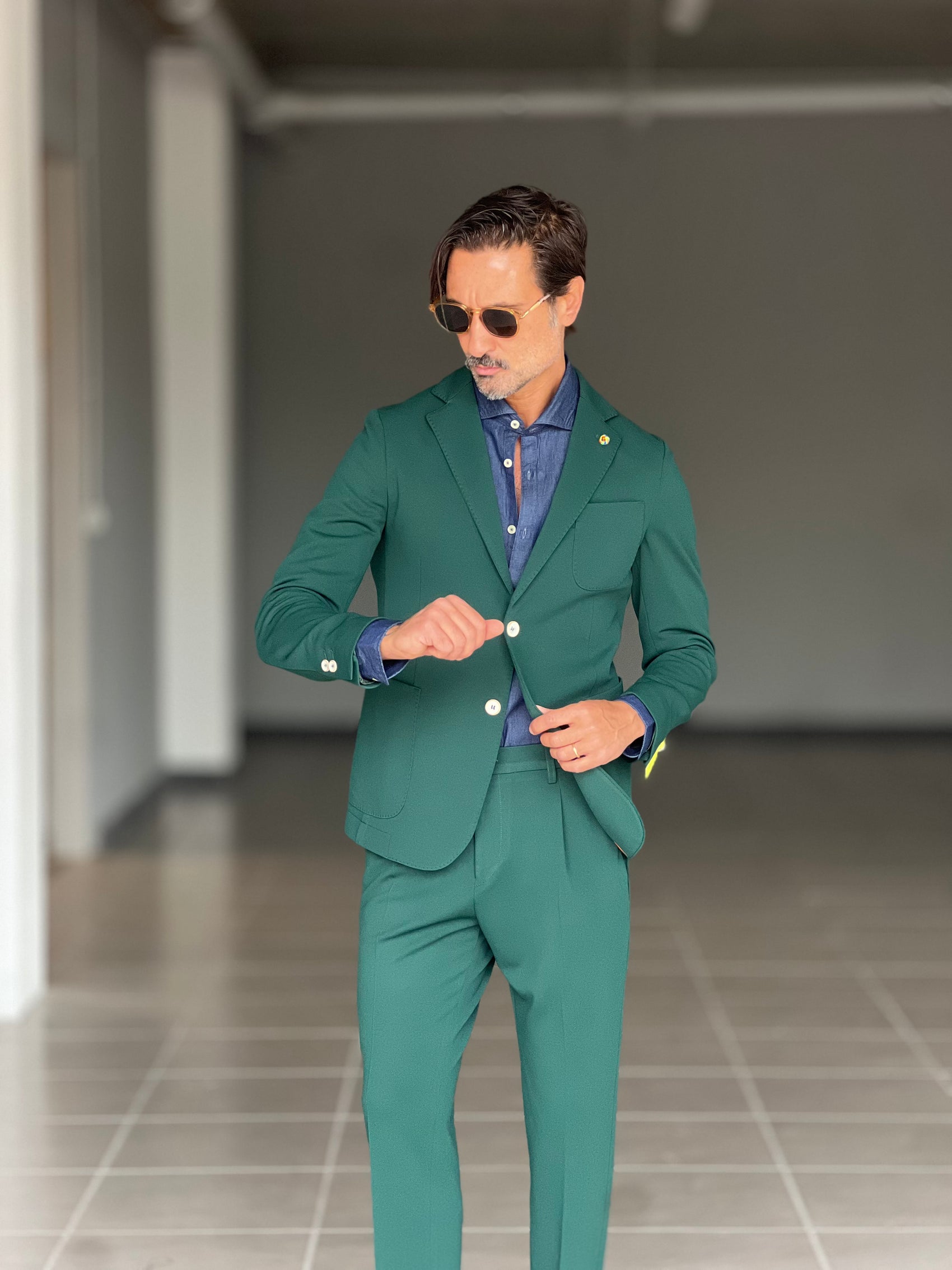 *ABITO VERDE MONOPETTO OPERATO PANTALONE MEZZAMOLLA 00200