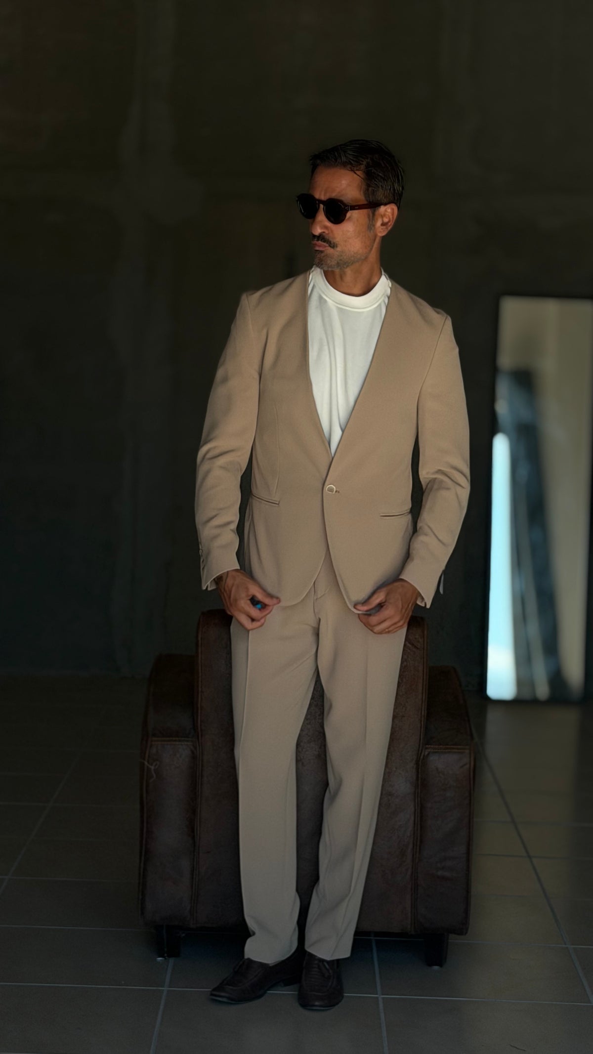WHITE VISCOSE TROUSERS WITH REGULAR BOTTOM