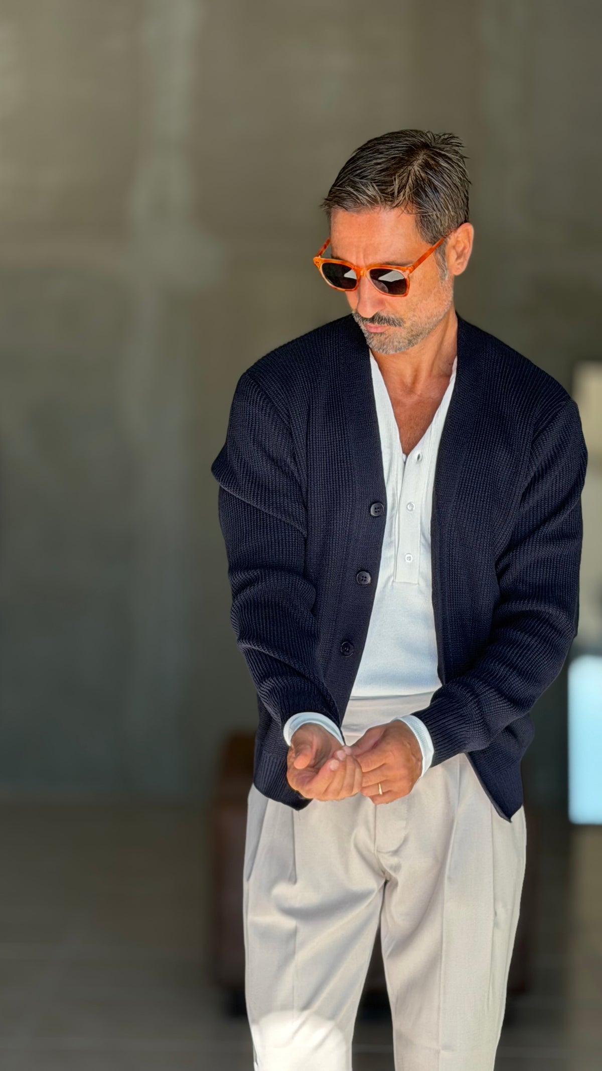 WHITE VISCOSE TROUSERS WITH REGULAR BOTTOM