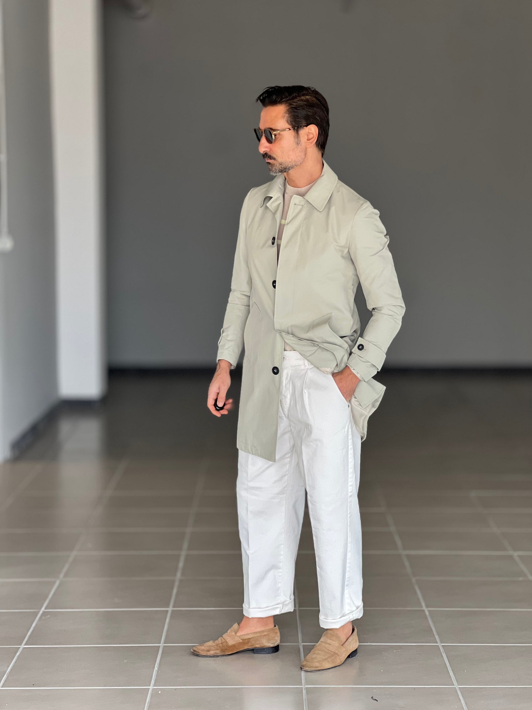 TRENCH BEIGE TESSUTO TECNICO IMPERMIABILE COLLO CAMICIA