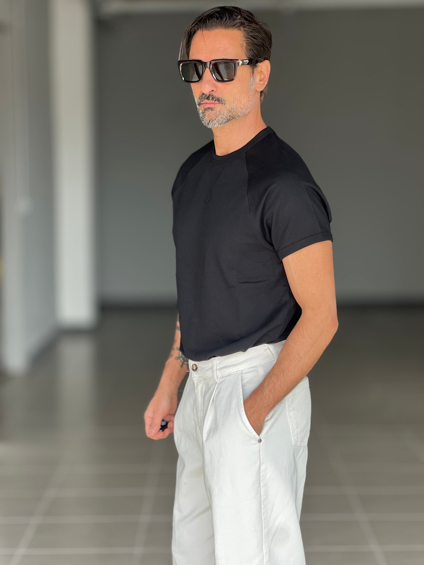 MAGLIA FELPA NERA MEZZA MANICA
