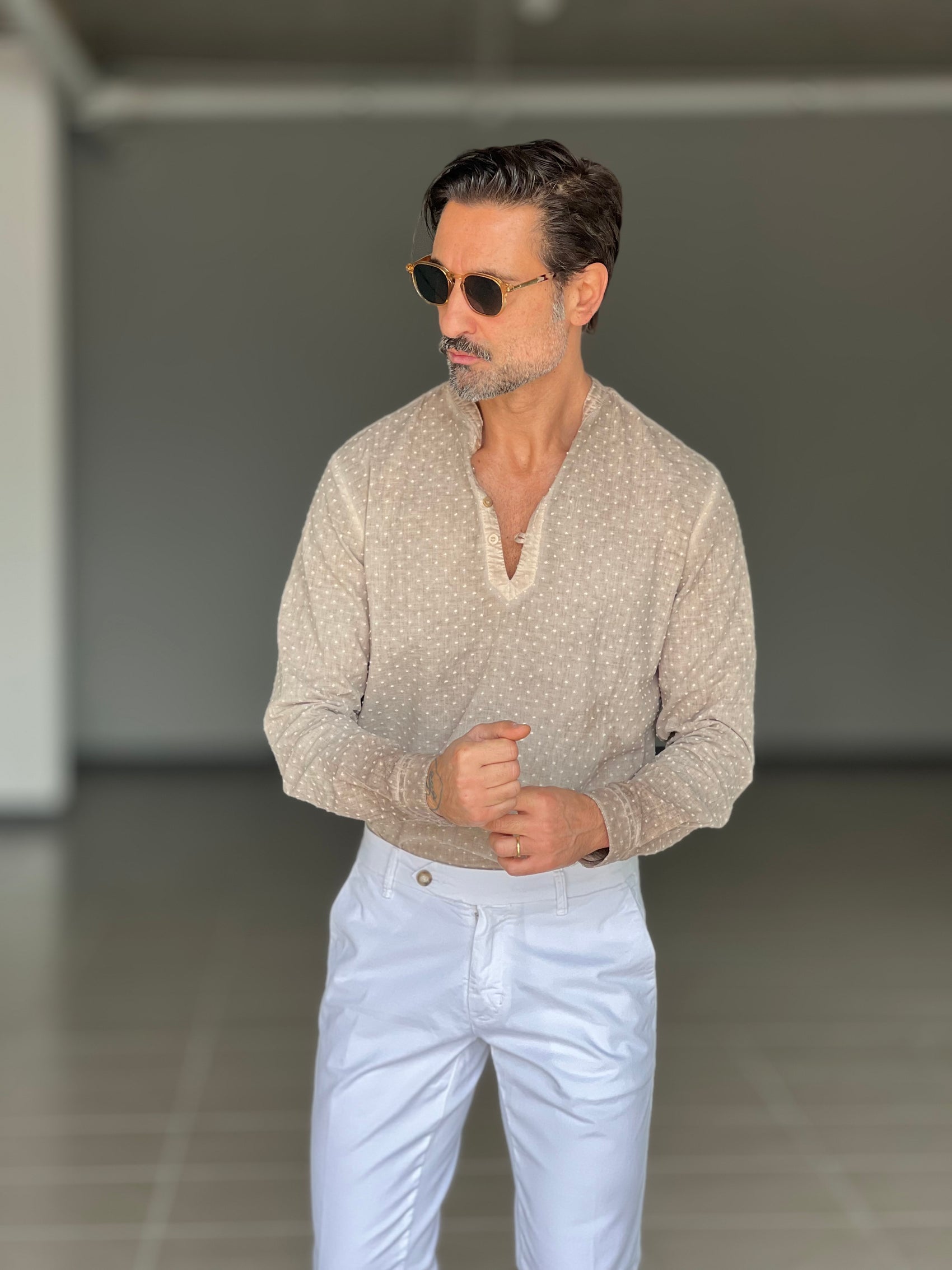 WHITE VISCOSE TROUSERS WITH REGULAR BOTTOM