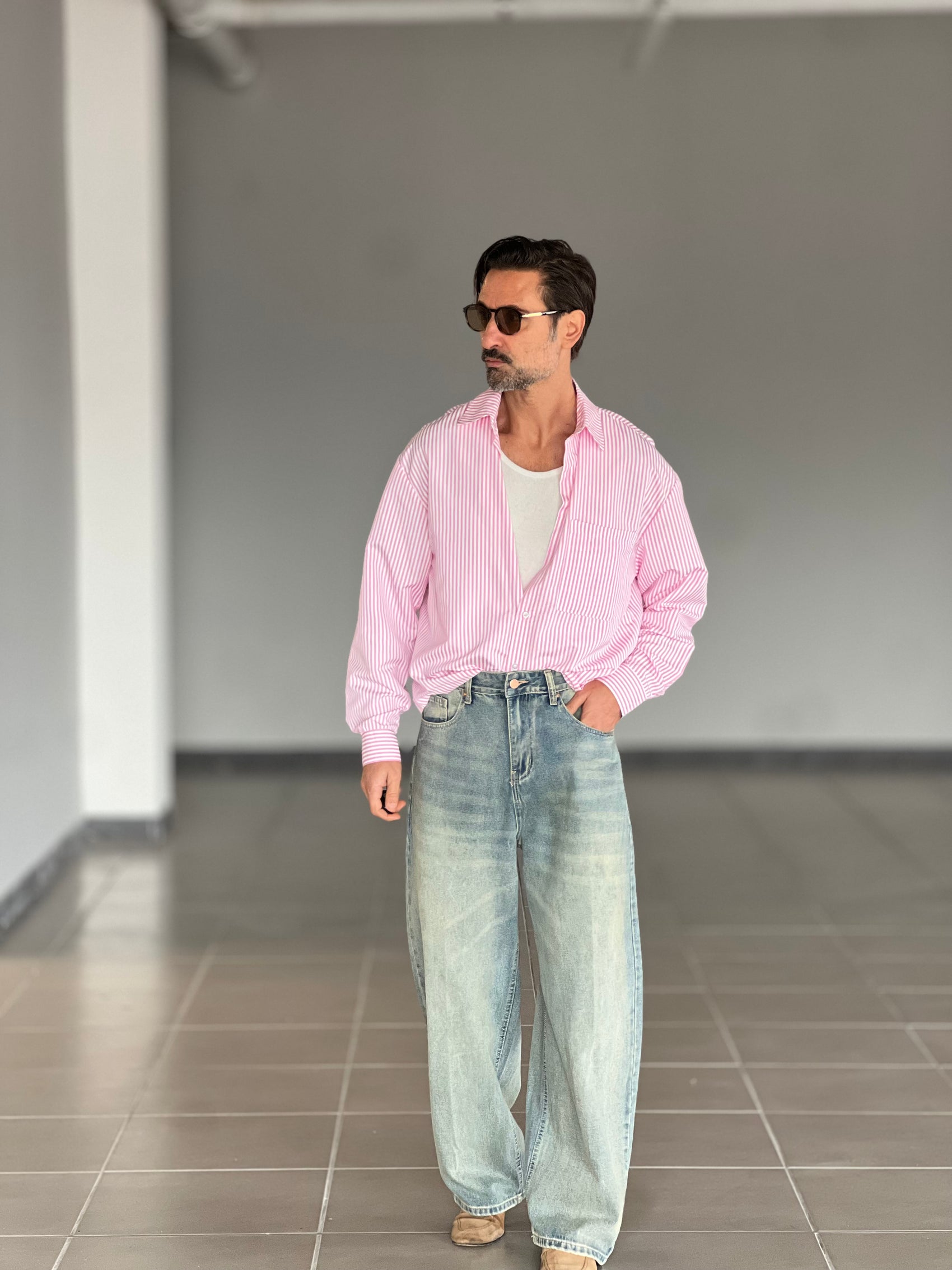 CAMICIA  BACCHETTA BIANCA E ROSA CROP ELASTICIZZATA