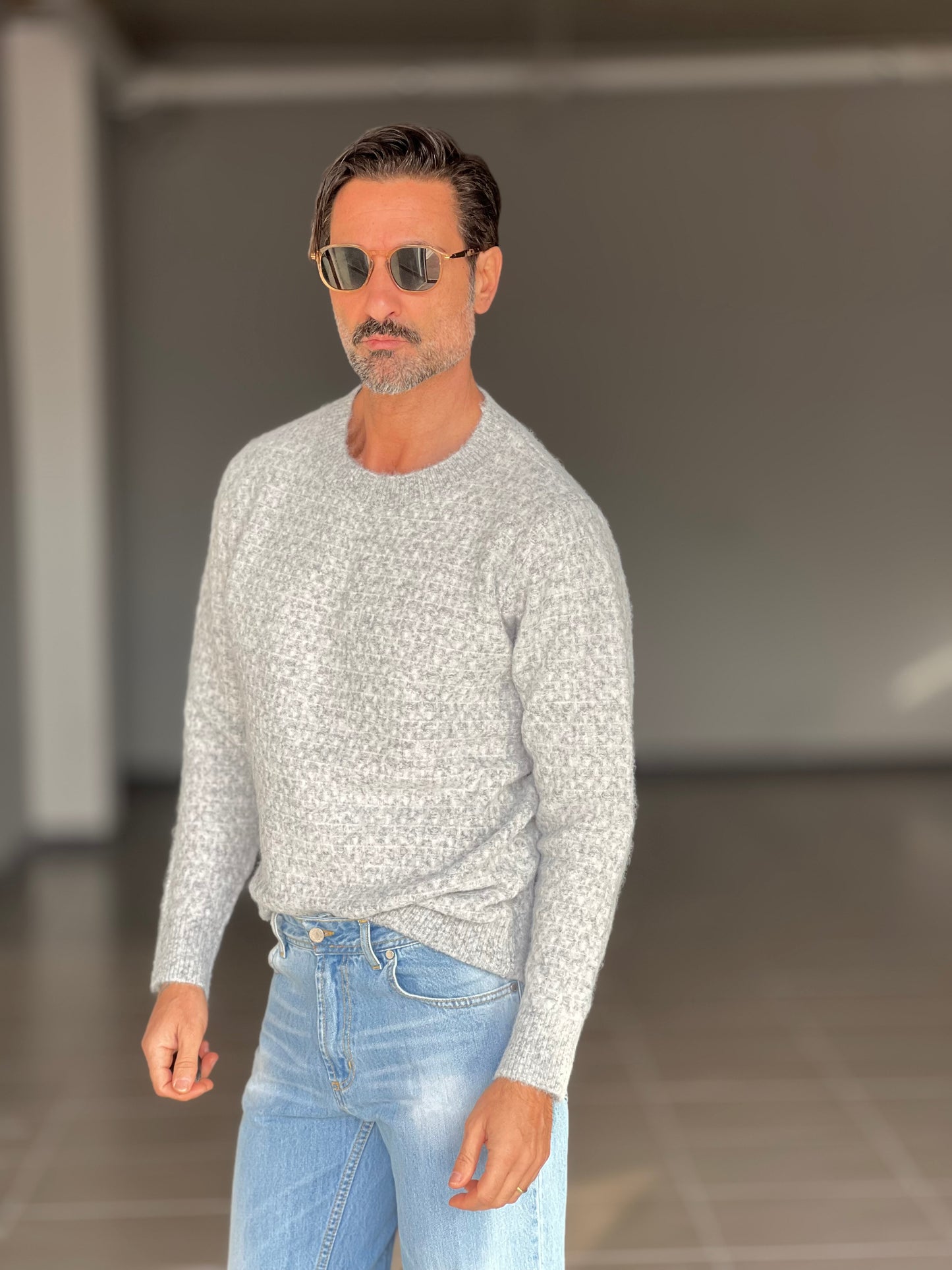 MAGLIA GIRO GRIGIA MICROFANTASIA MISTO LANA