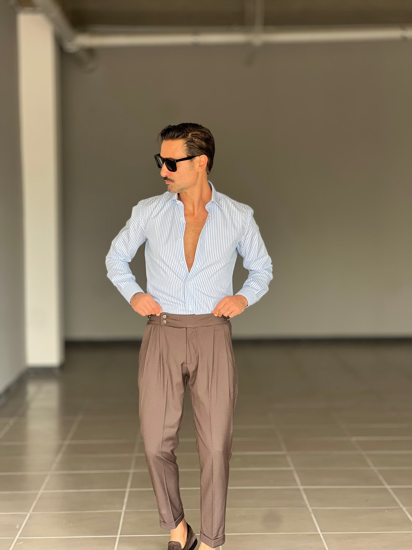 BLACK CHAIN ​​VISCOSE TROUSERS