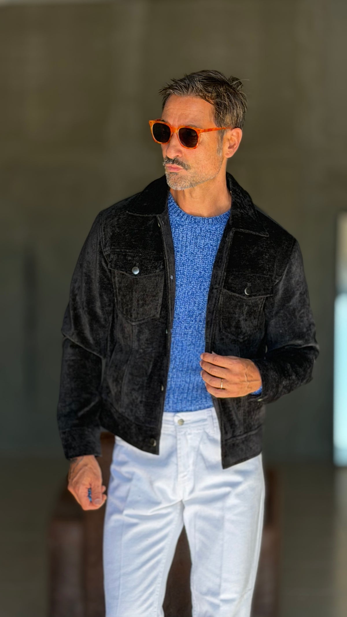 WHITE VISCOSE TROUSERS WITH REGULAR BOTTOM