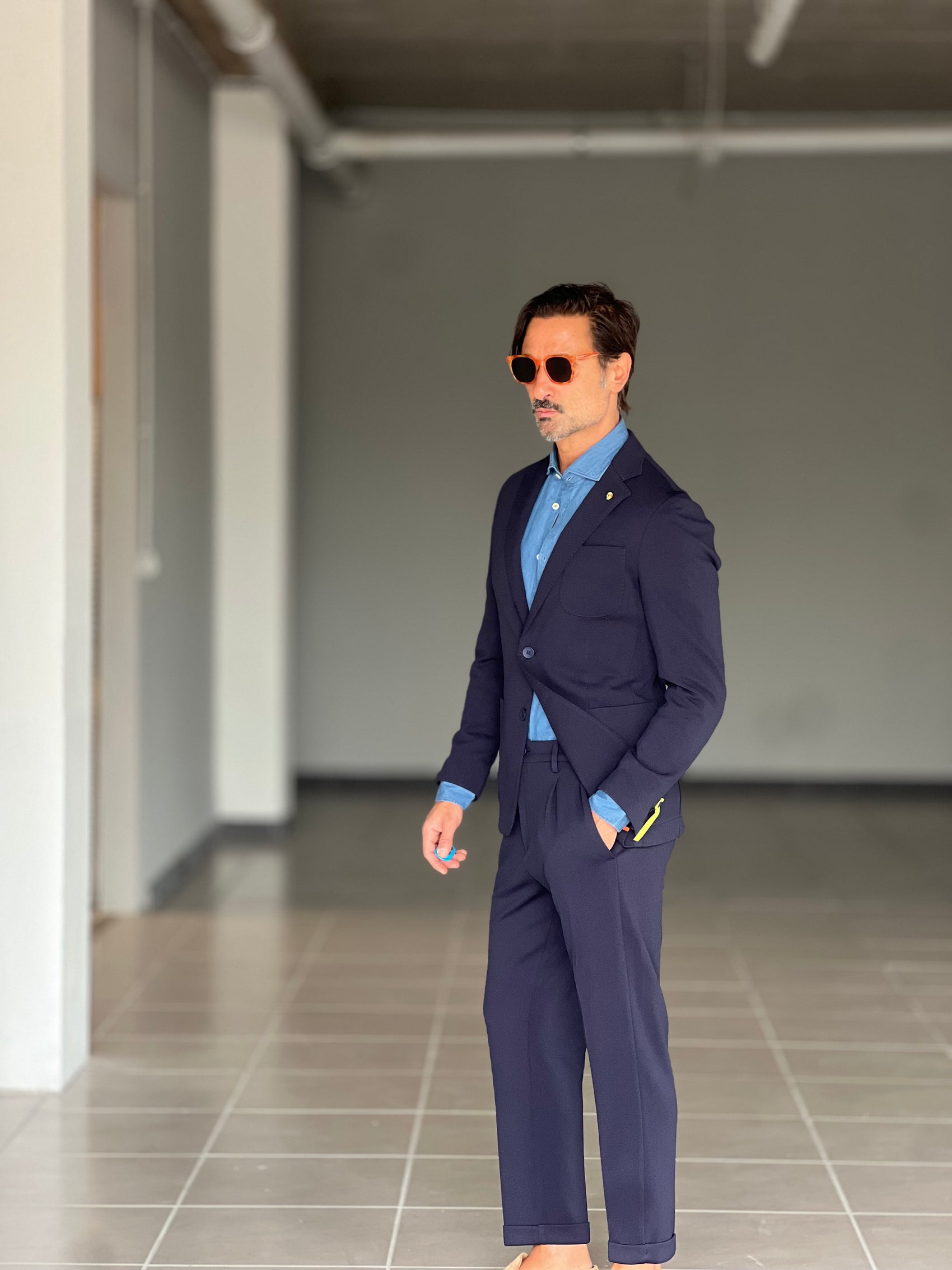 *ABITO  BLU MONOPETTO OPERATO PANTALONE MEZZAMOLLA 00200