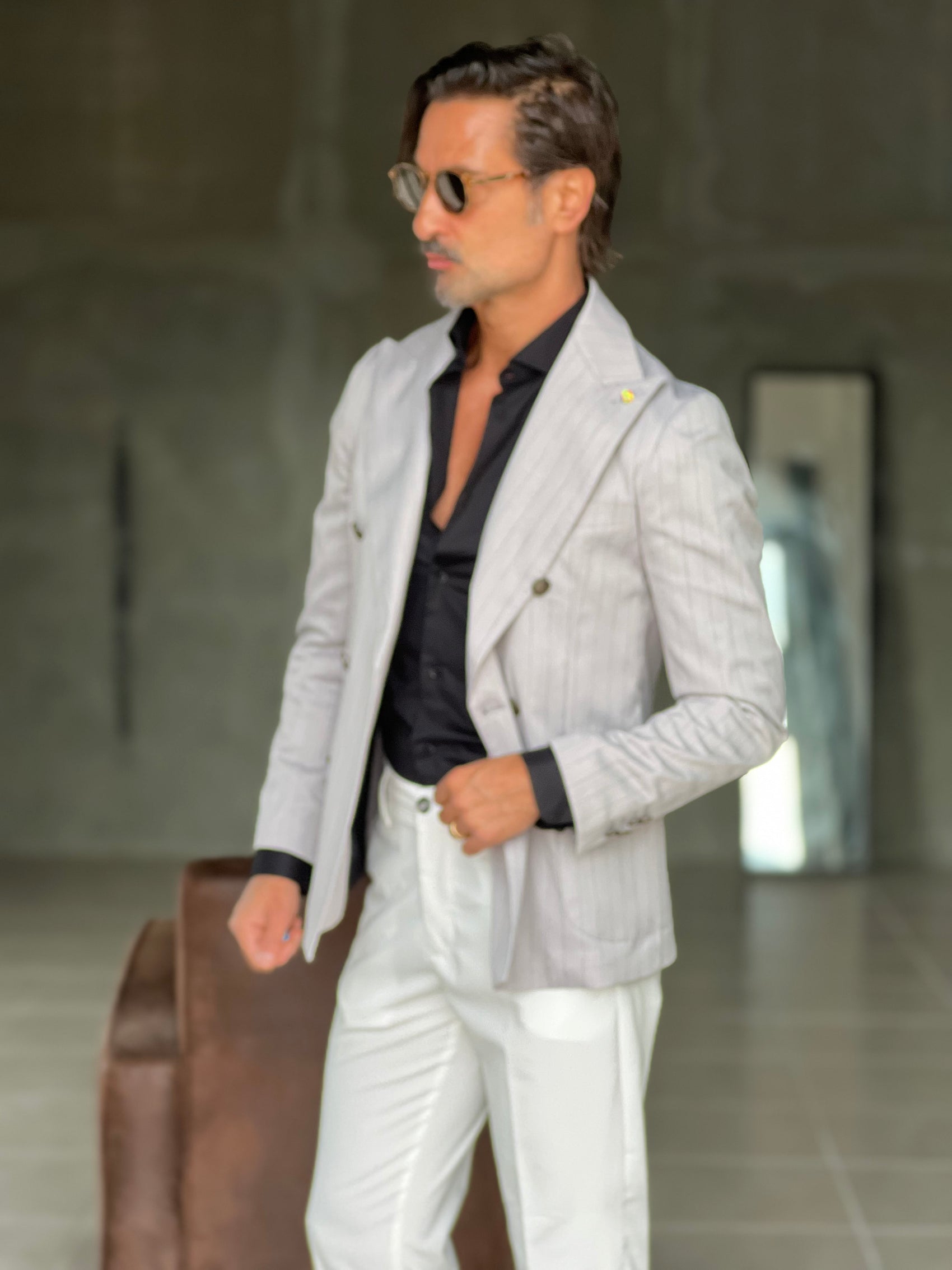 GIACCA GRIGIO CHIARO  GESSATA DOPPIOPETTO BOTTONE BRUNITO 92