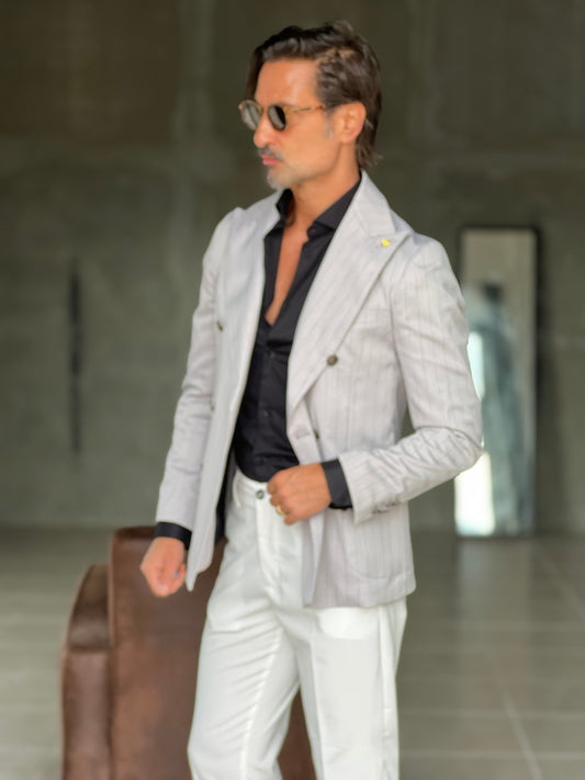 GIACCA GRIGIO CHIARO  GESSATA DOPPIOPETTO BOTTONE BRUNITO 92