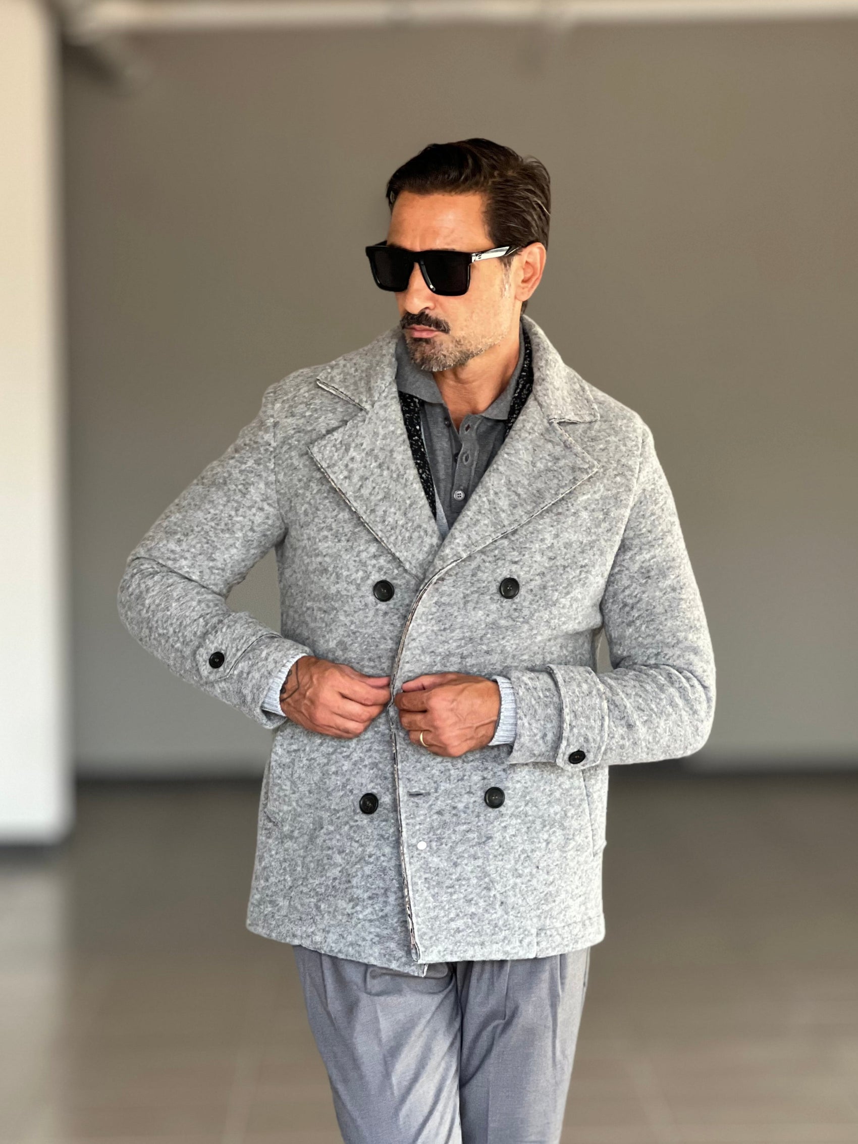 CAPPOTTINO GRIGIO LAVORAZIONE ALPACA TESSUTO LANA E MISTI KOON