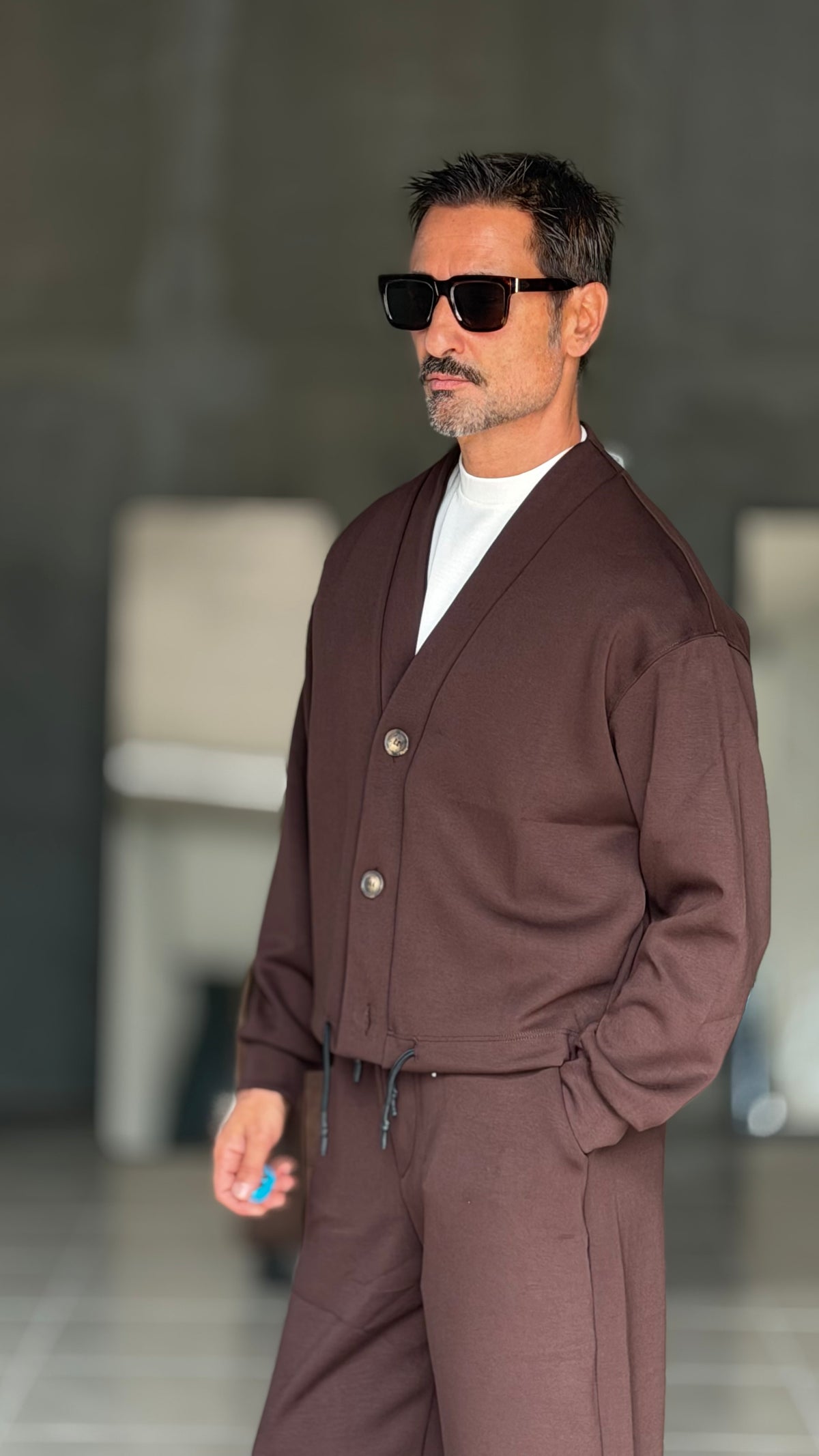 WHITE VISCOSE TROUSERS WITH REGULAR BOTTOM