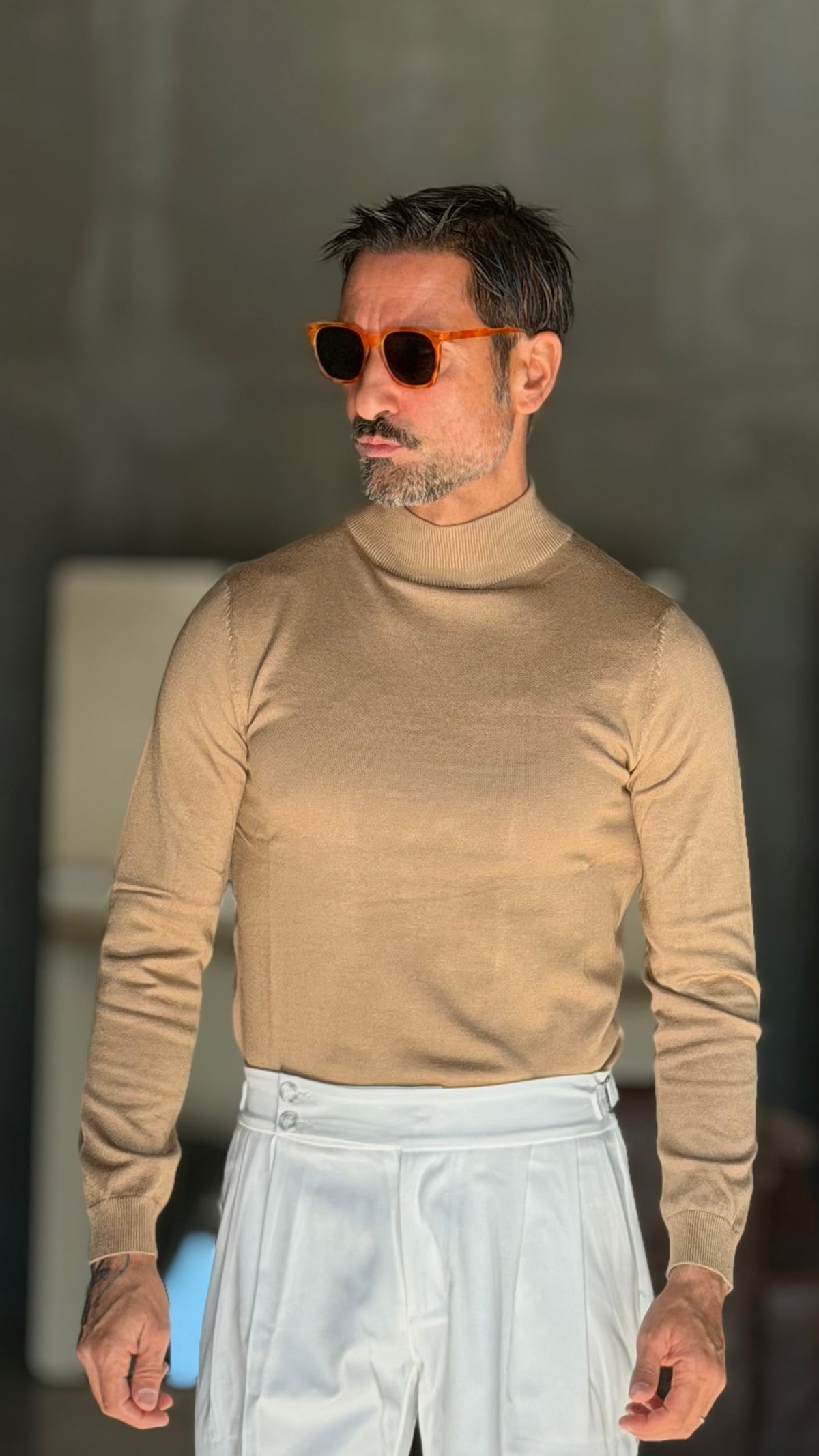WHITE VISCOSE TROUSERS WITH REGULAR BOTTOM