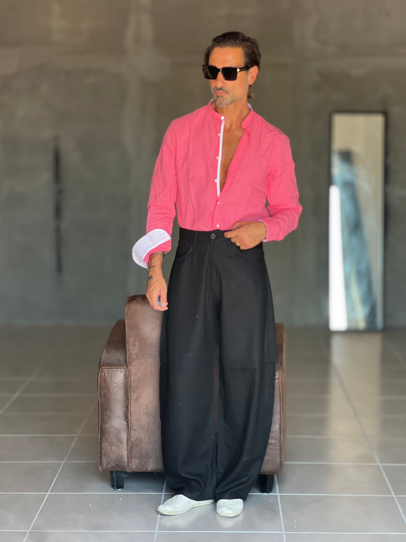 WHITE VISCOSE TROUSERS WITH REGULAR BOTTOM