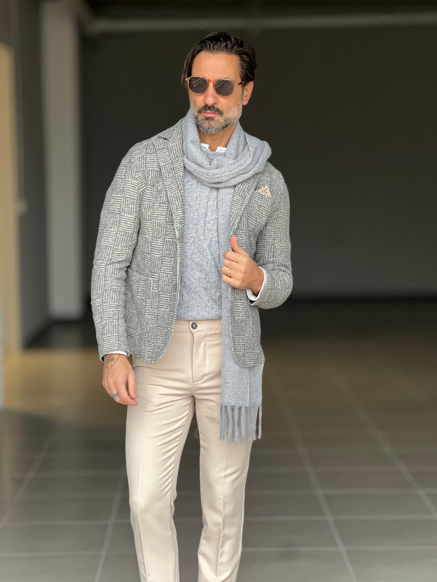 MAGLIA GIRO GRIGIA LANA E CASHEMERE TRECCIA PICCOLA