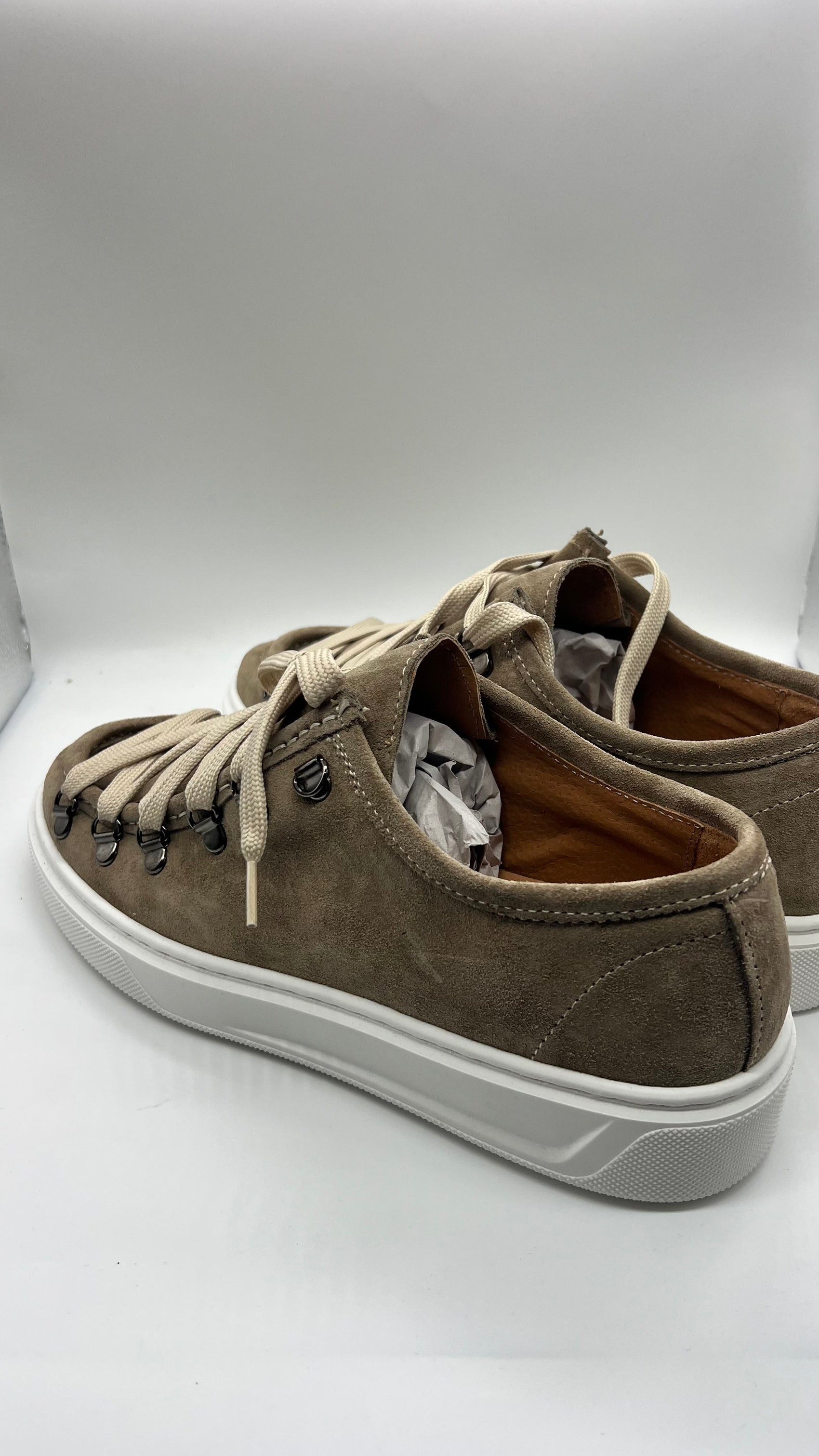 LEATHER AND SUEDE SNEAKERS WITH YELLOW CAP