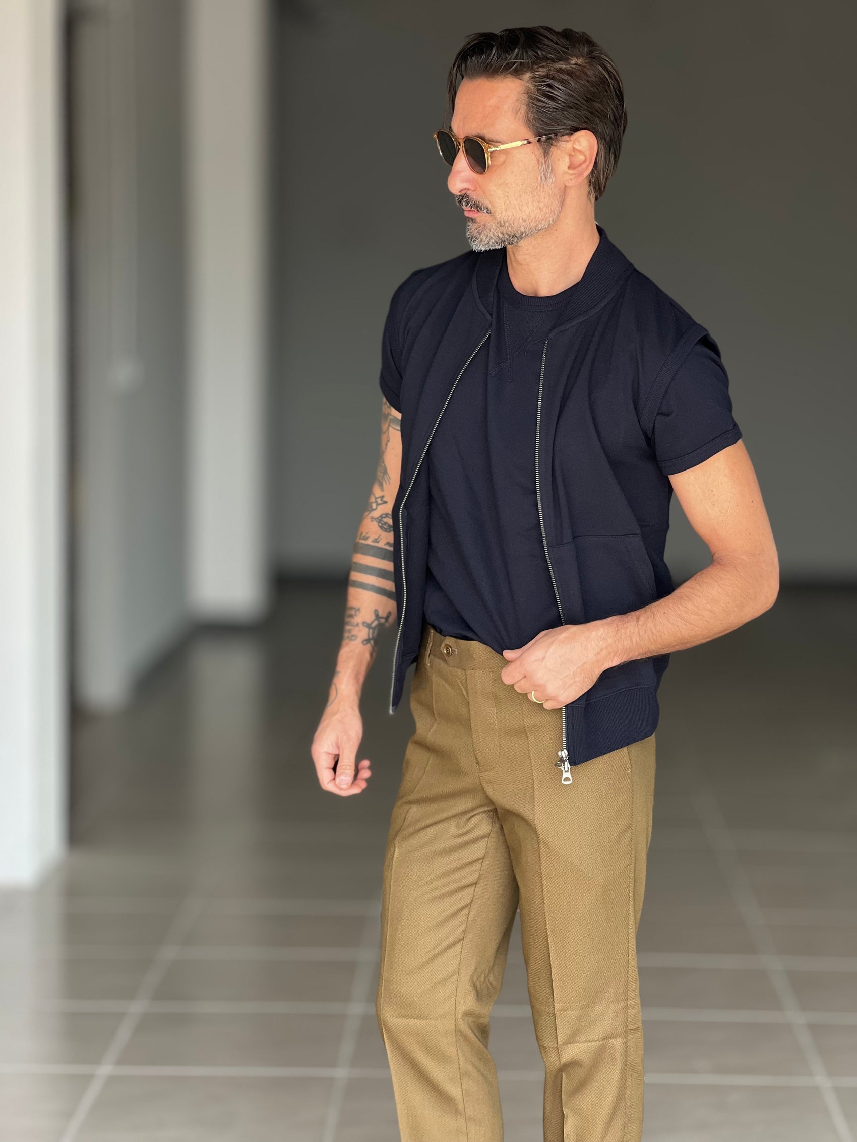 WHITE VISCOSE TROUSERS WITH REGULAR BOTTOM