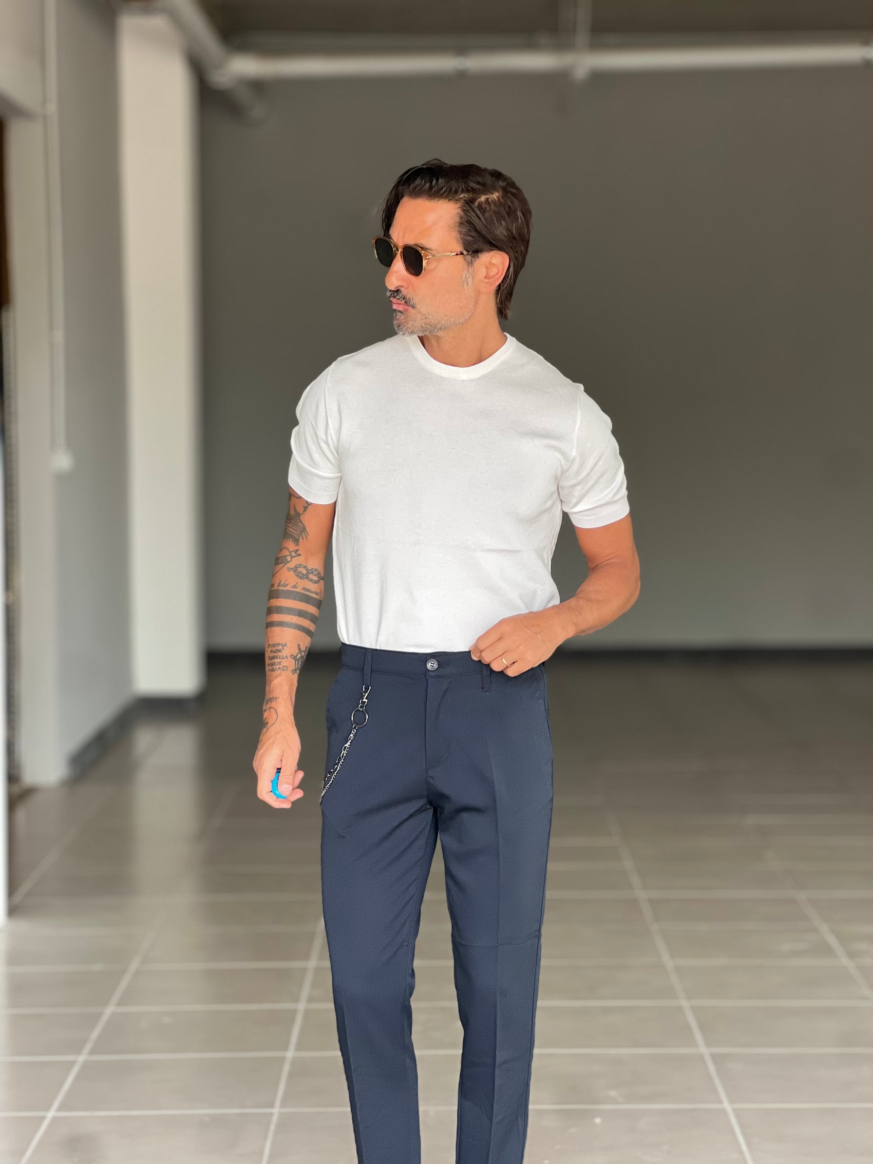 WHITE VISCOSE TROUSERS WITH REGULAR BOTTOM