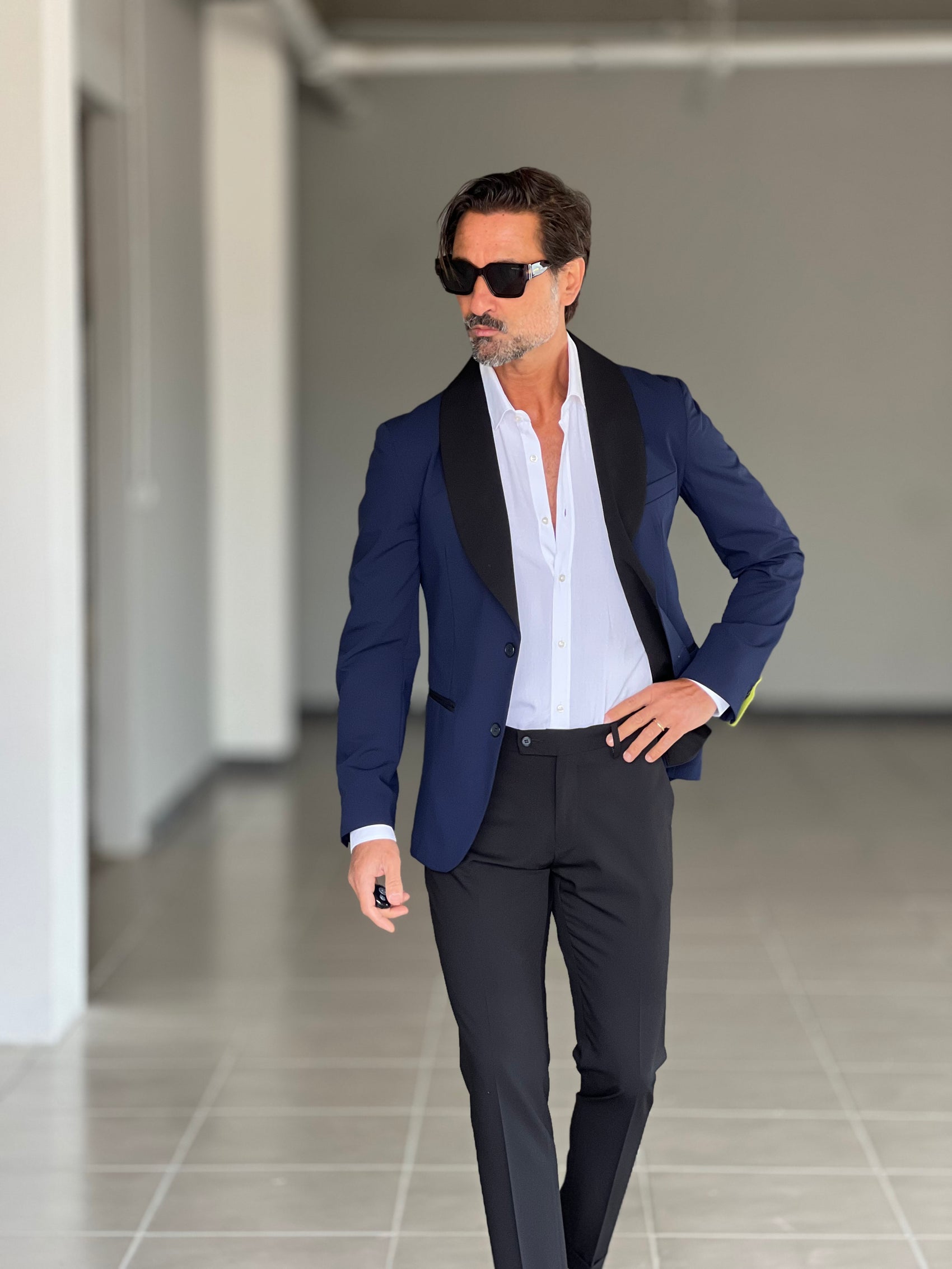 ABITO  SMOKING BLU REVER NERO PANTALONE NERO