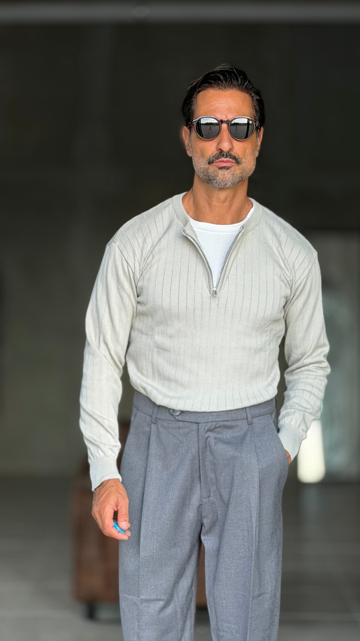 PANTALONE  GRIGIO PINCES VISCOSA  FONDO AMPIO  EFFETTO FLANELLA BATTUTA