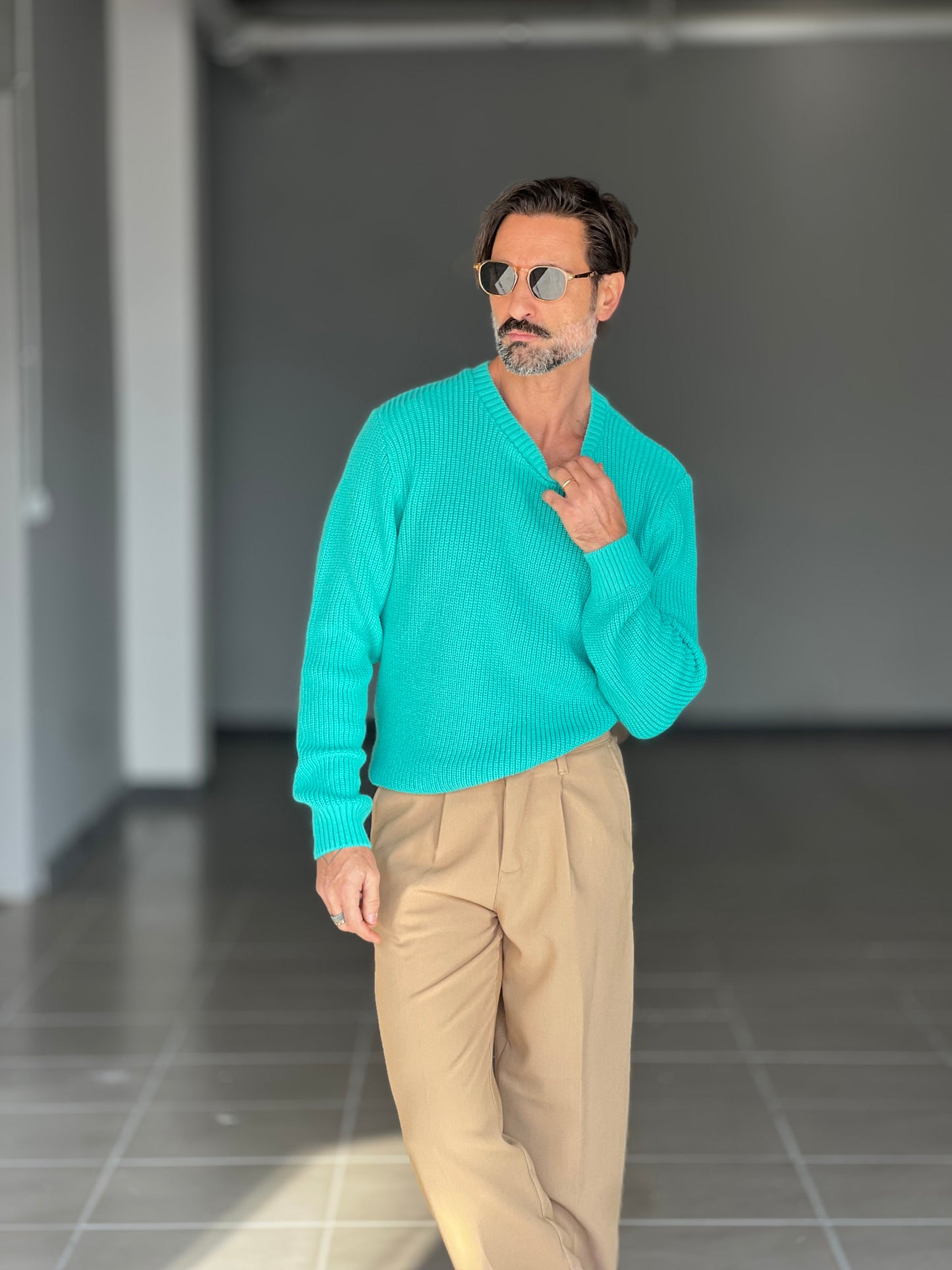 BLUE THREAD COTTON CREW NECK SWEATER